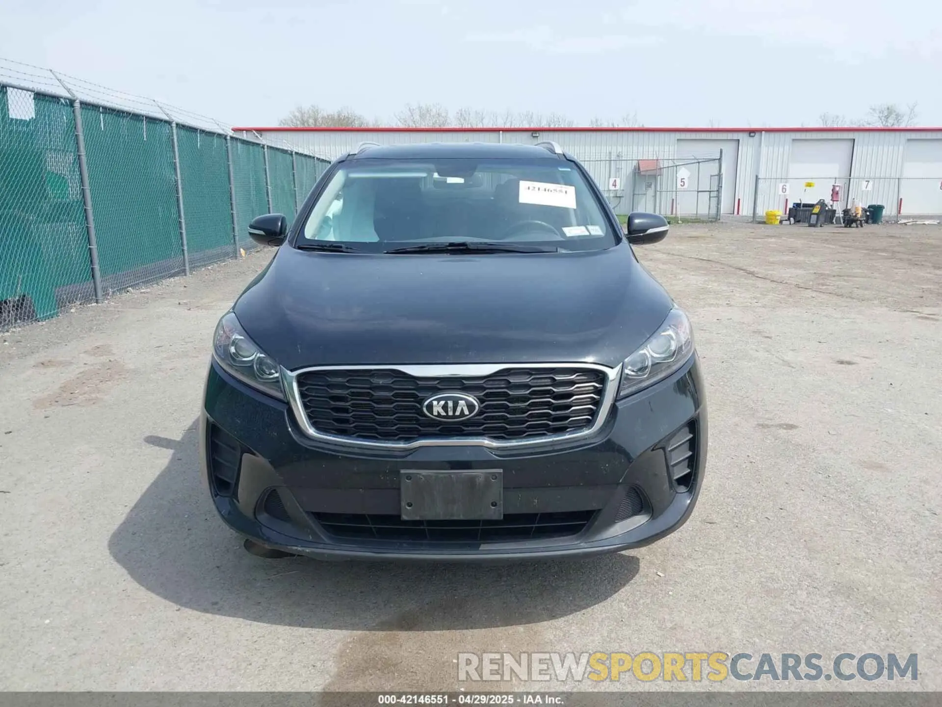 12 Photograph of a damaged car 5XYPGDA36KG439646 KIA SORENTO 2019