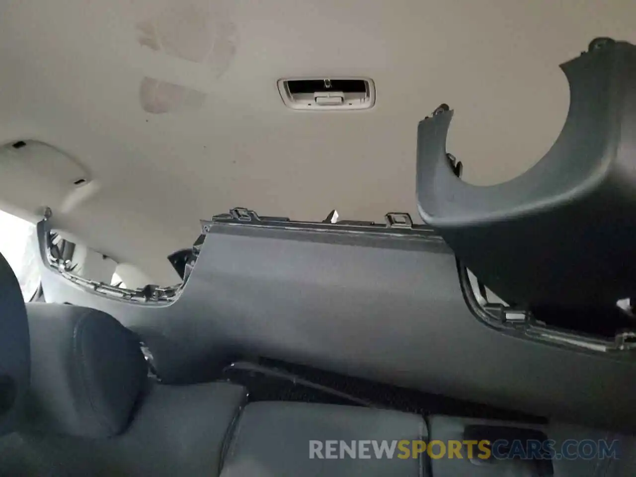 10 Photograph of a damaged car 5XYPGDA36KG458147 KIA SORENTO 2019