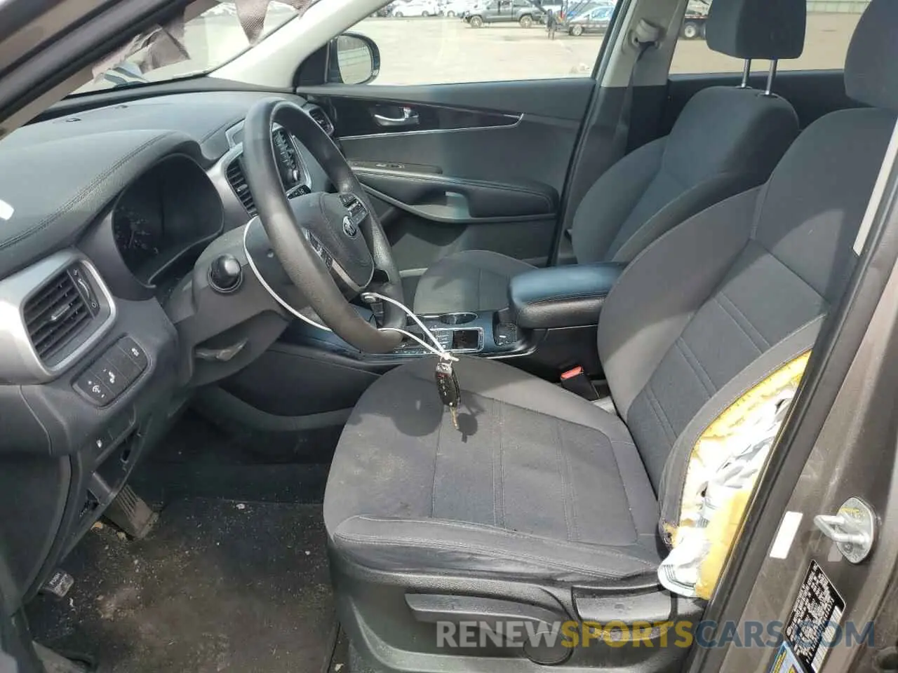 7 Photograph of a damaged car 5XYPGDA37KG454575 KIA SORENTO 2019