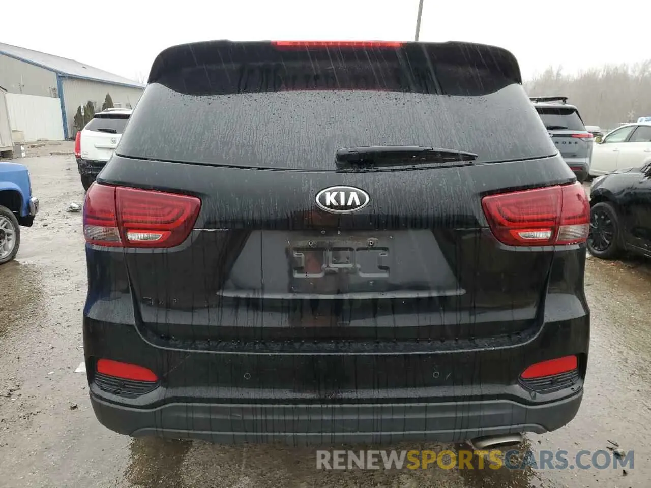 6 Photograph of a damaged car 5XYPGDA37KG507744 KIA SORENTO 2019