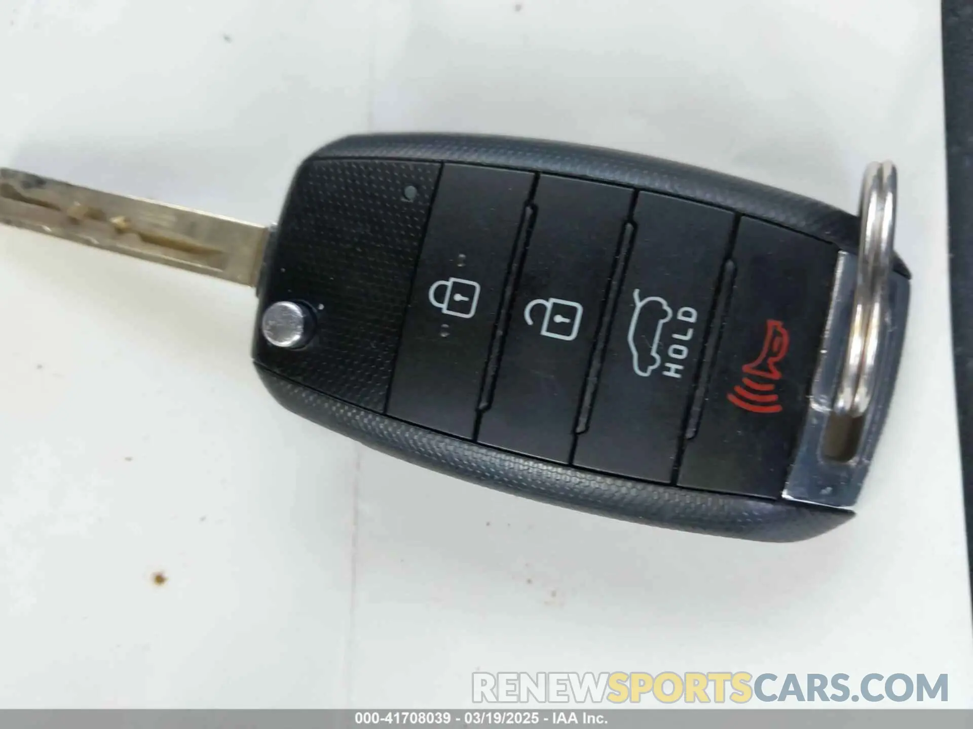 11 Photograph of a damaged car 5XYPGDA37KG526732 KIA SORENTO 2019