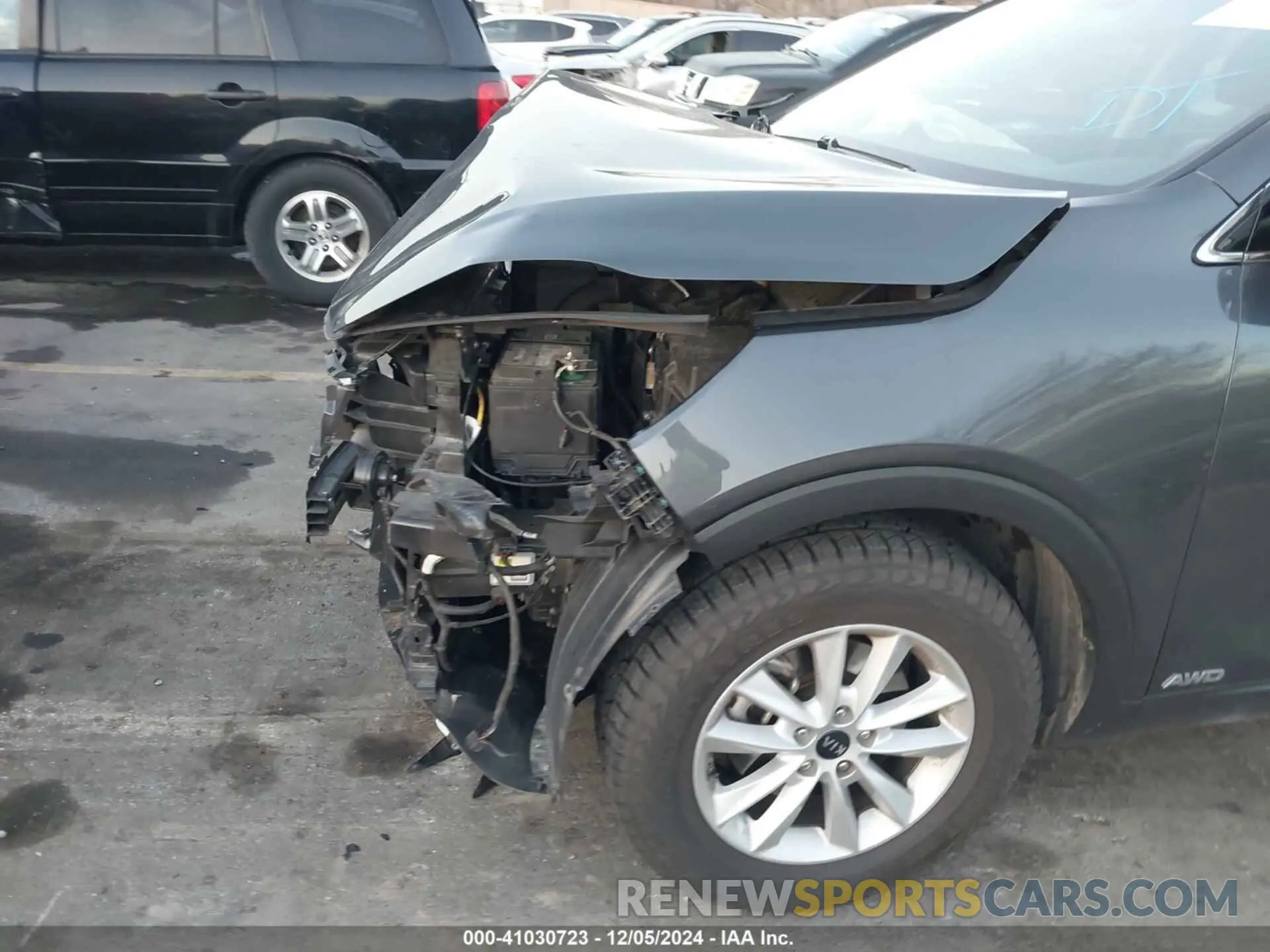 6 Photograph of a damaged car 5XYPGDA37KG529646 KIA SORENTO 2019