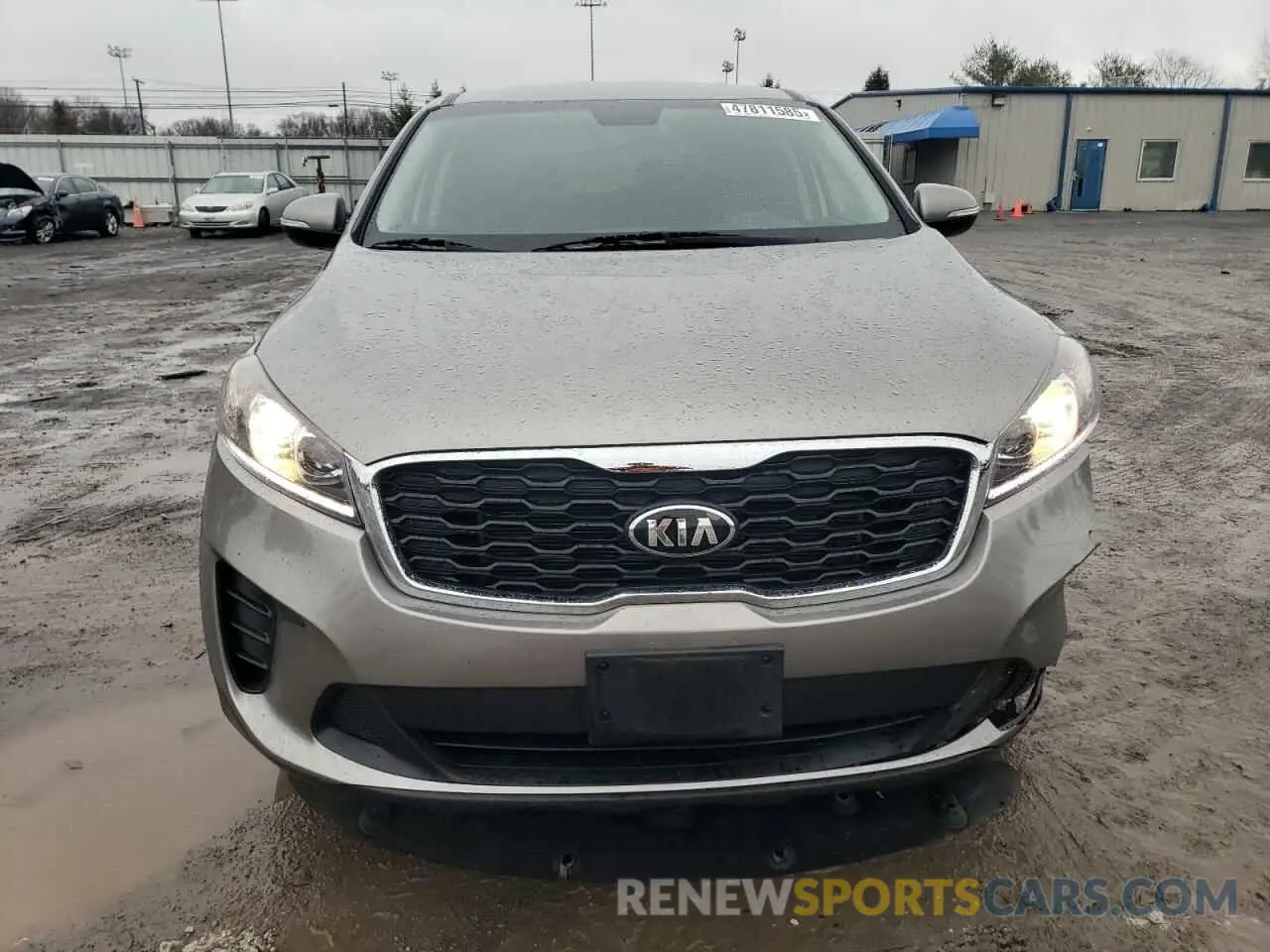 5 Photograph of a damaged car 5XYPGDA38KG429636 KIA SORENTO 2019