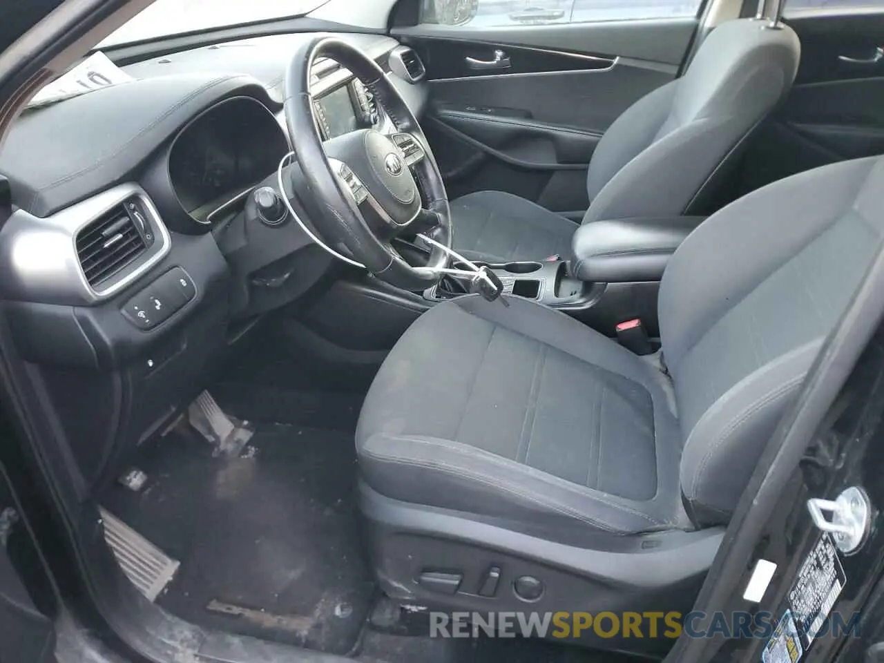 7 Photograph of a damaged car 5XYPGDA38KG432889 KIA SORENTO 2019