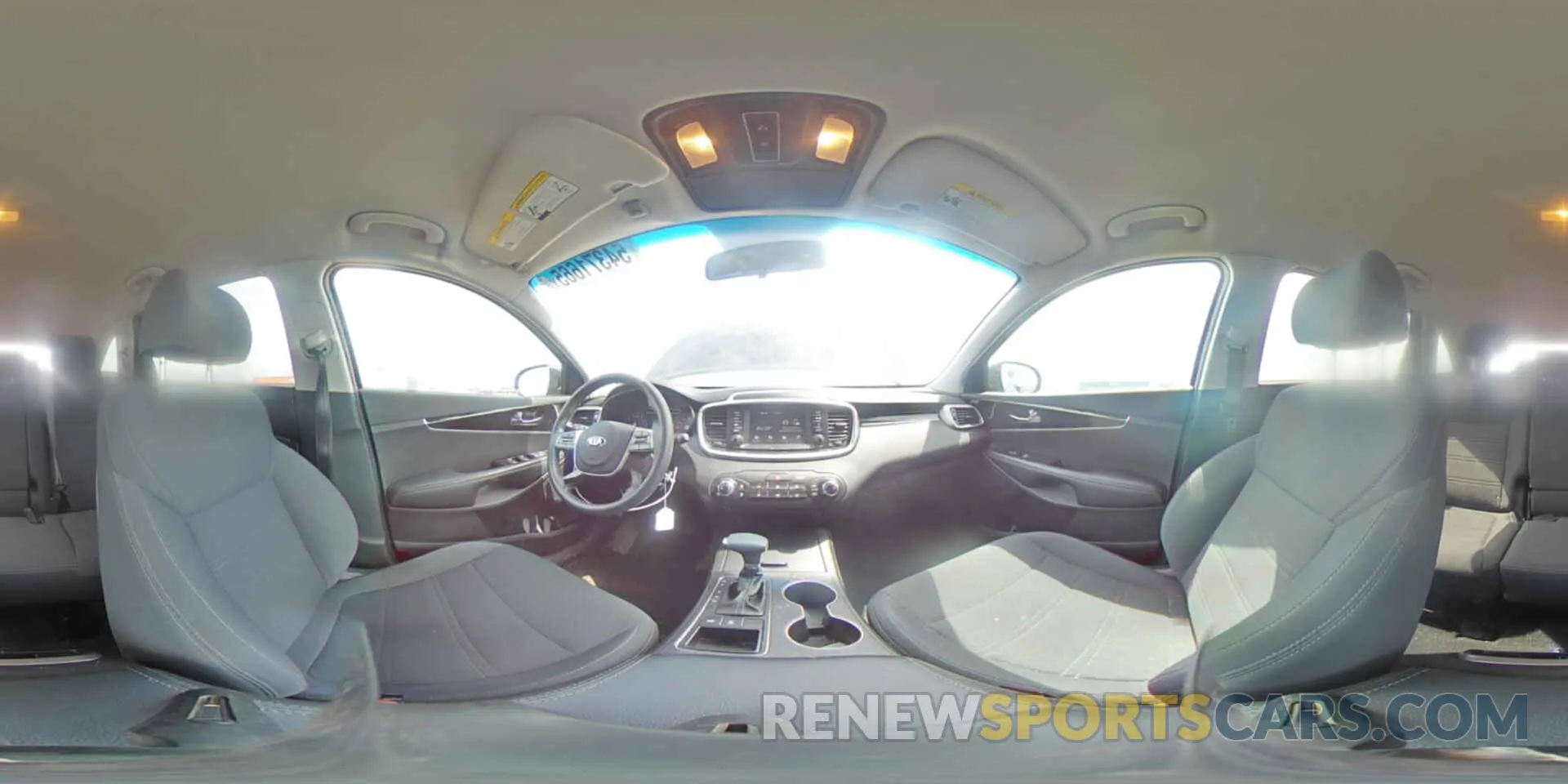 15 Photograph of a damaged car 5XYPGDA38KG574658 KIA SORENTO 2019