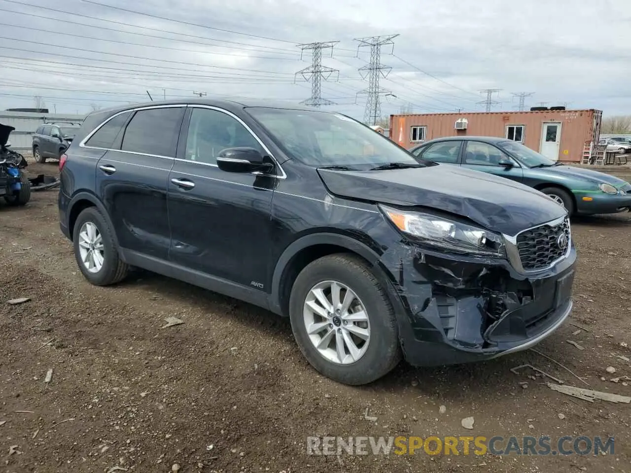 4 Photograph of a damaged car 5XYPGDA38KG574658 KIA SORENTO 2019