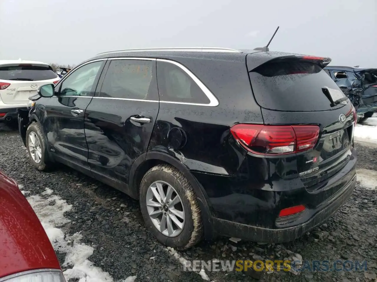 2 Photograph of a damaged car 5XYPGDA38KG606136 KIA SORENTO 2019