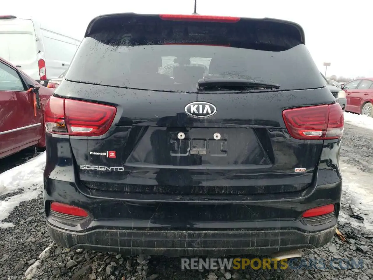 6 Photograph of a damaged car 5XYPGDA38KG606136 KIA SORENTO 2019
