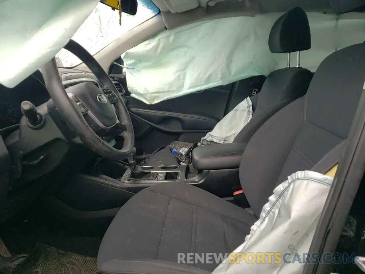 7 Photograph of a damaged car 5XYPGDA38KG606136 KIA SORENTO 2019