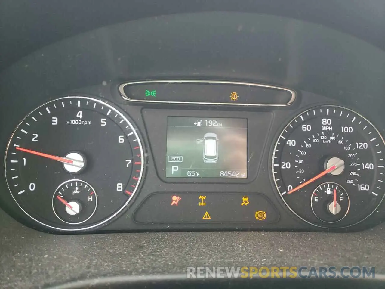 9 Photograph of a damaged car 5XYPGDA39KG532936 KIA SORENTO 2019