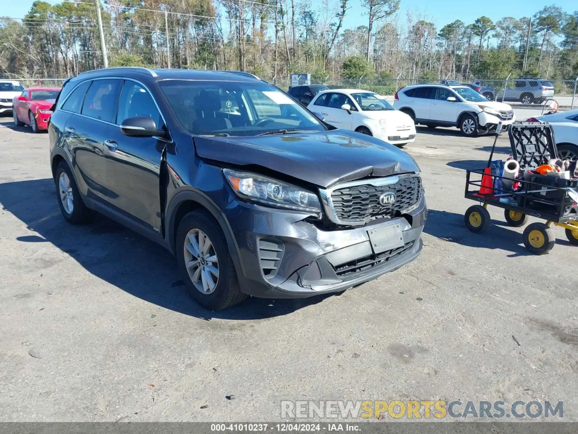 1 Photograph of a damaged car 5XYPGDA3XKG436510 KIA SORENTO 2019
