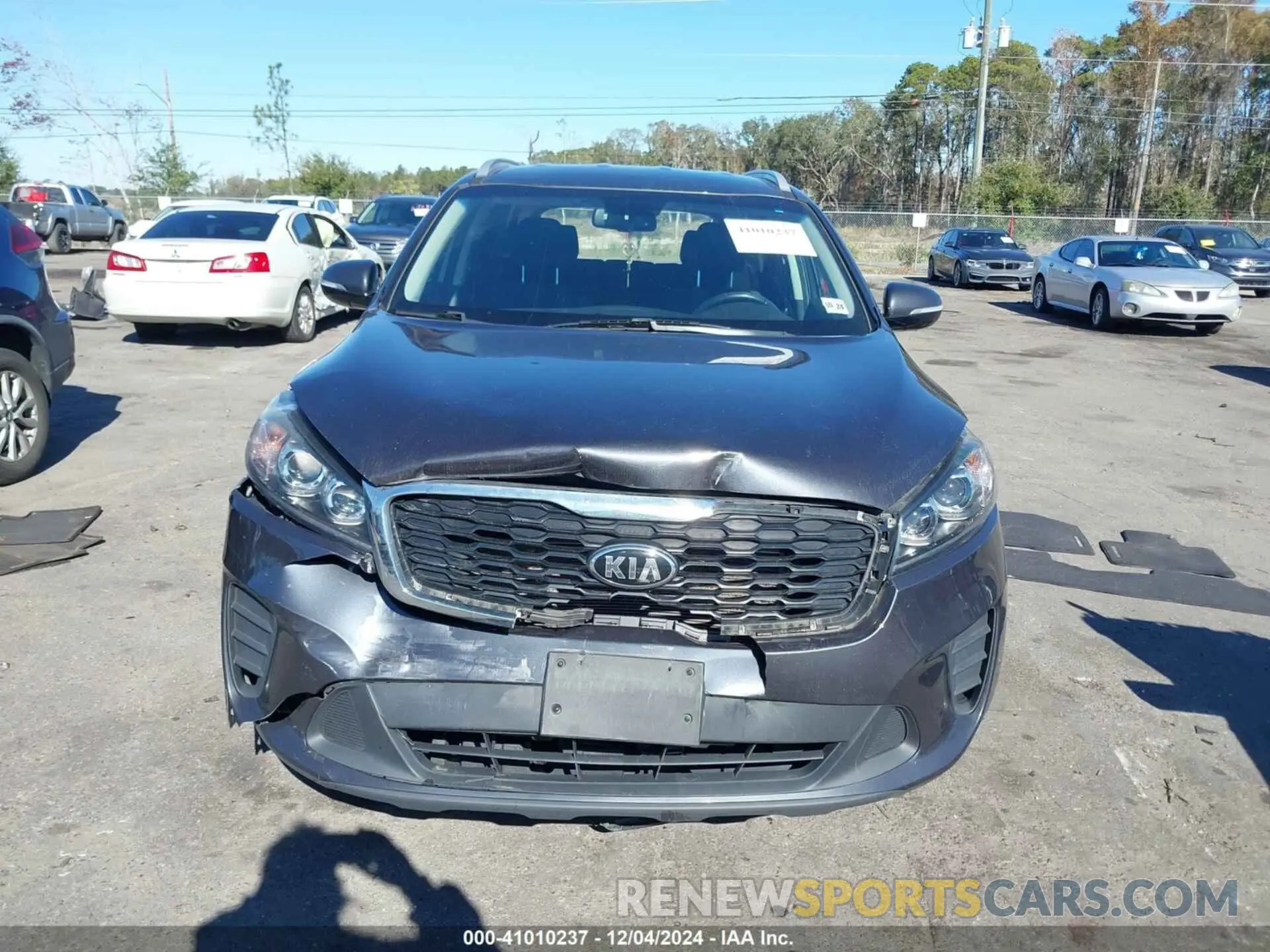 12 Photograph of a damaged car 5XYPGDA3XKG436510 KIA SORENTO 2019