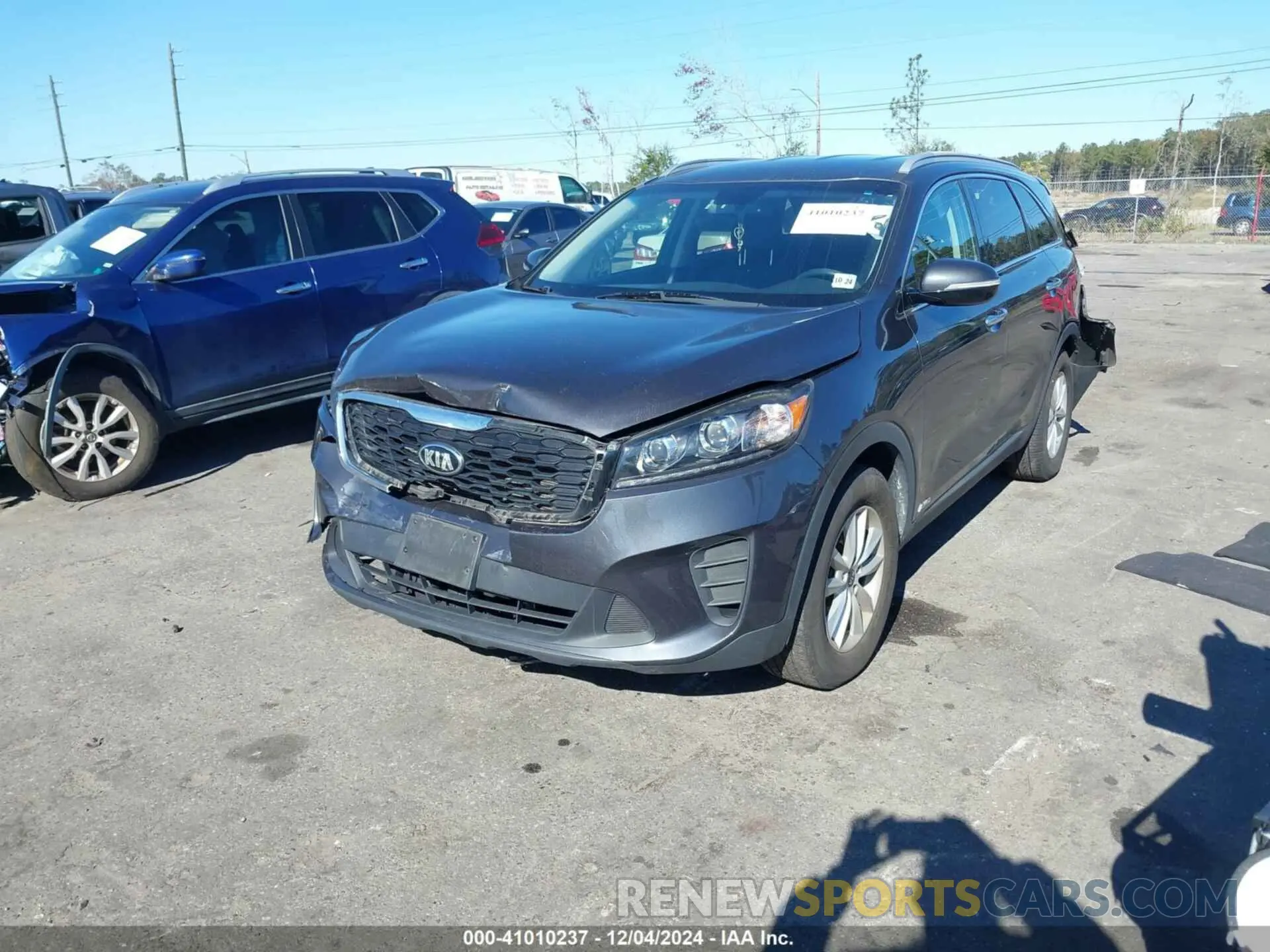 2 Photograph of a damaged car 5XYPGDA3XKG436510 KIA SORENTO 2019