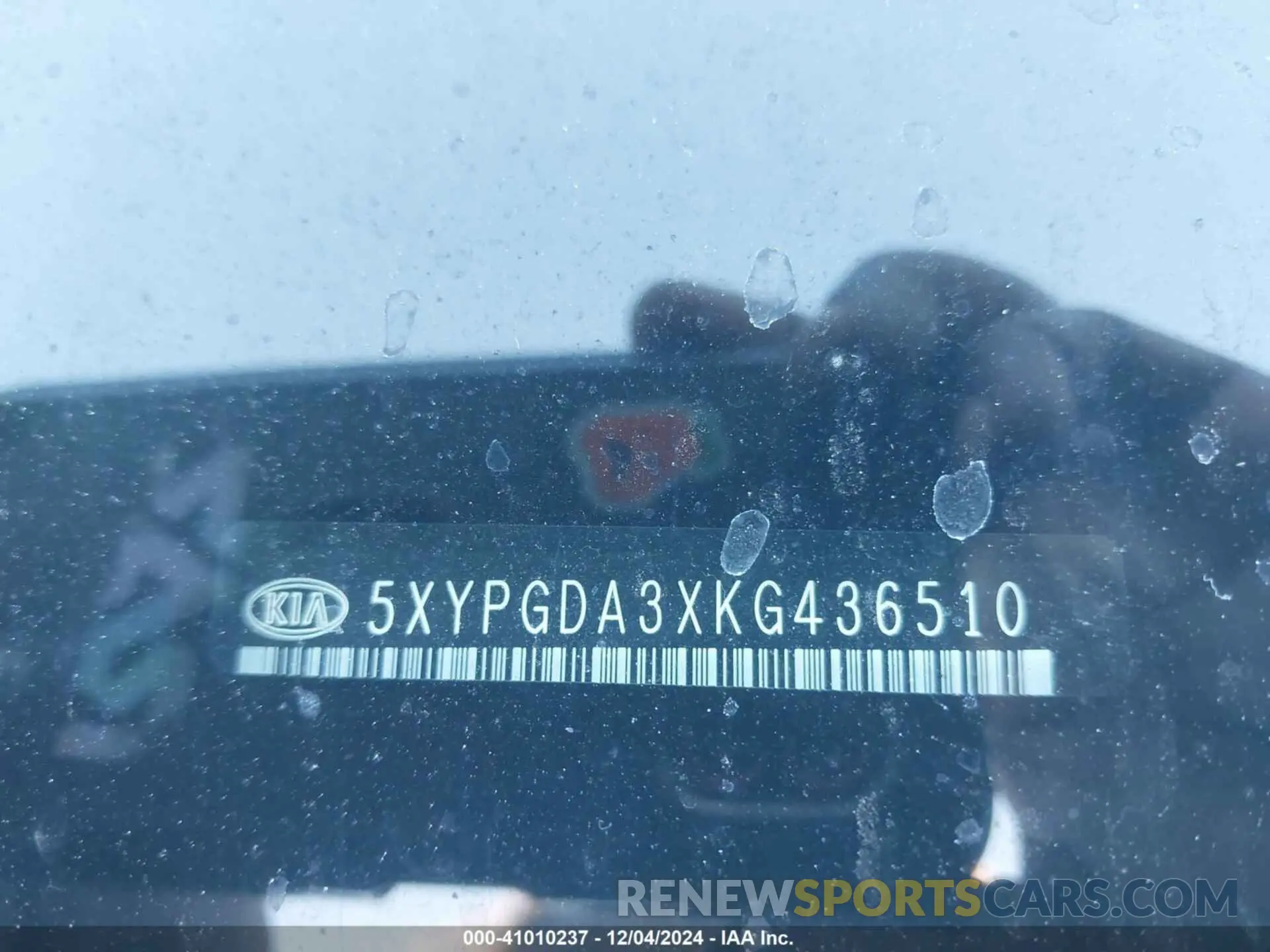9 Photograph of a damaged car 5XYPGDA3XKG436510 KIA SORENTO 2019