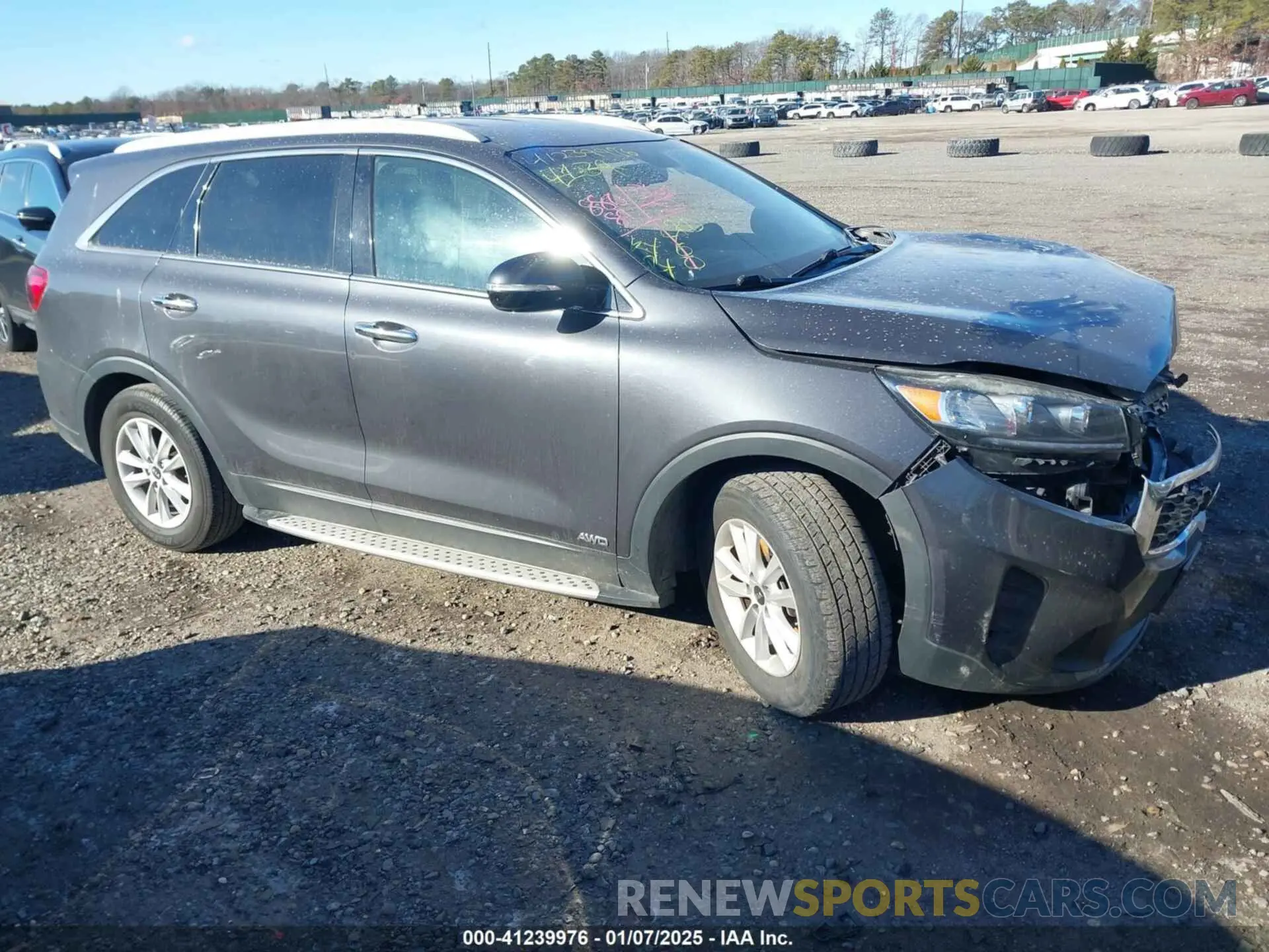 1 Photograph of a damaged car 5XYPGDA3XKG437009 KIA SORENTO 2019
