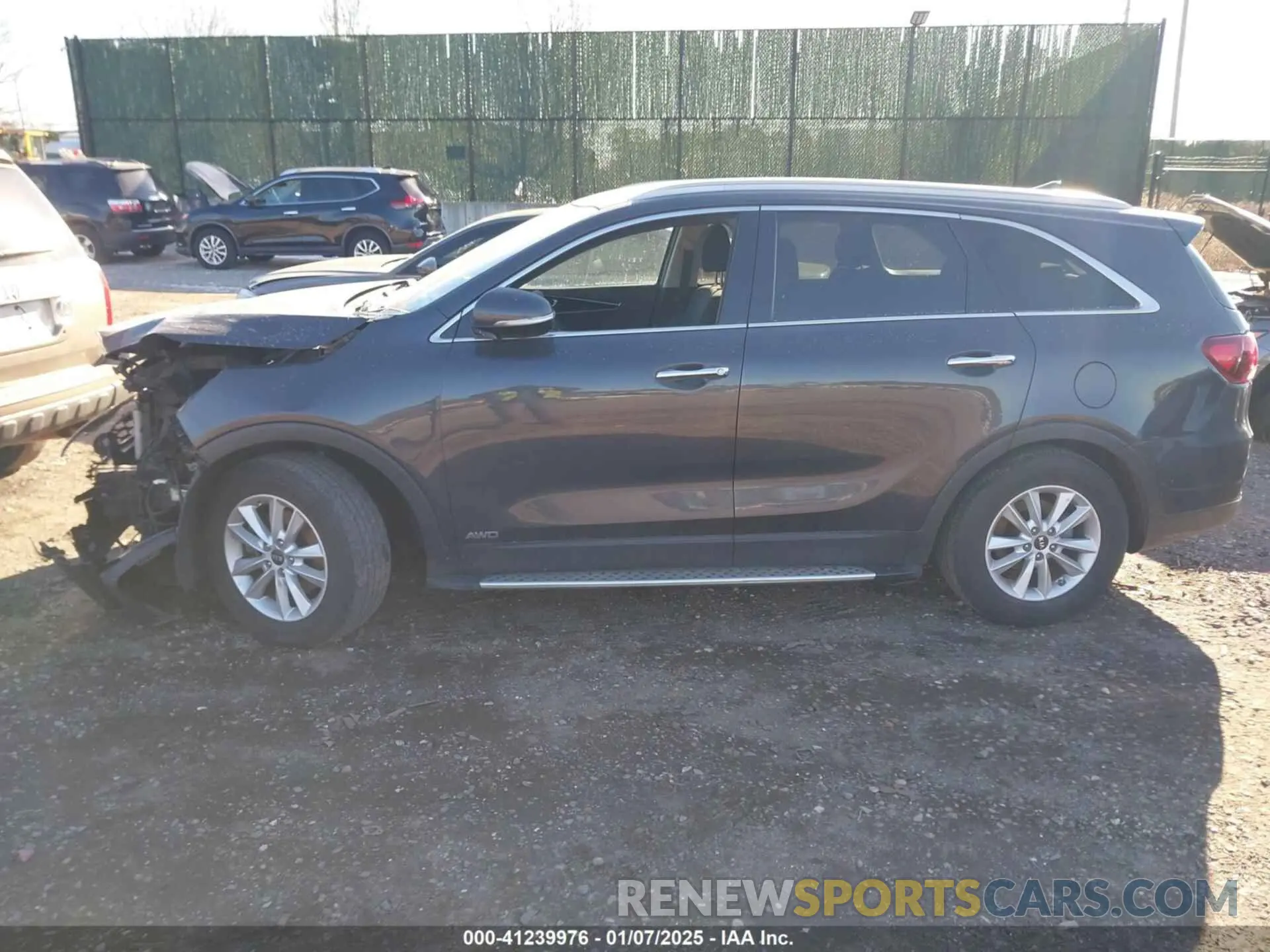 14 Photograph of a damaged car 5XYPGDA3XKG437009 KIA SORENTO 2019