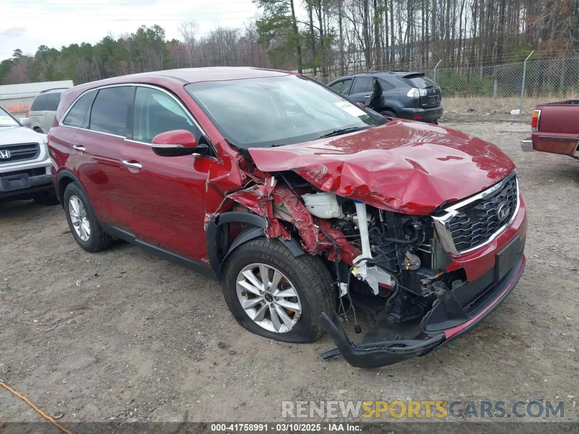 1 Photograph of a damaged car 5XYPGDA3XKG470852 KIA SORENTO 2019