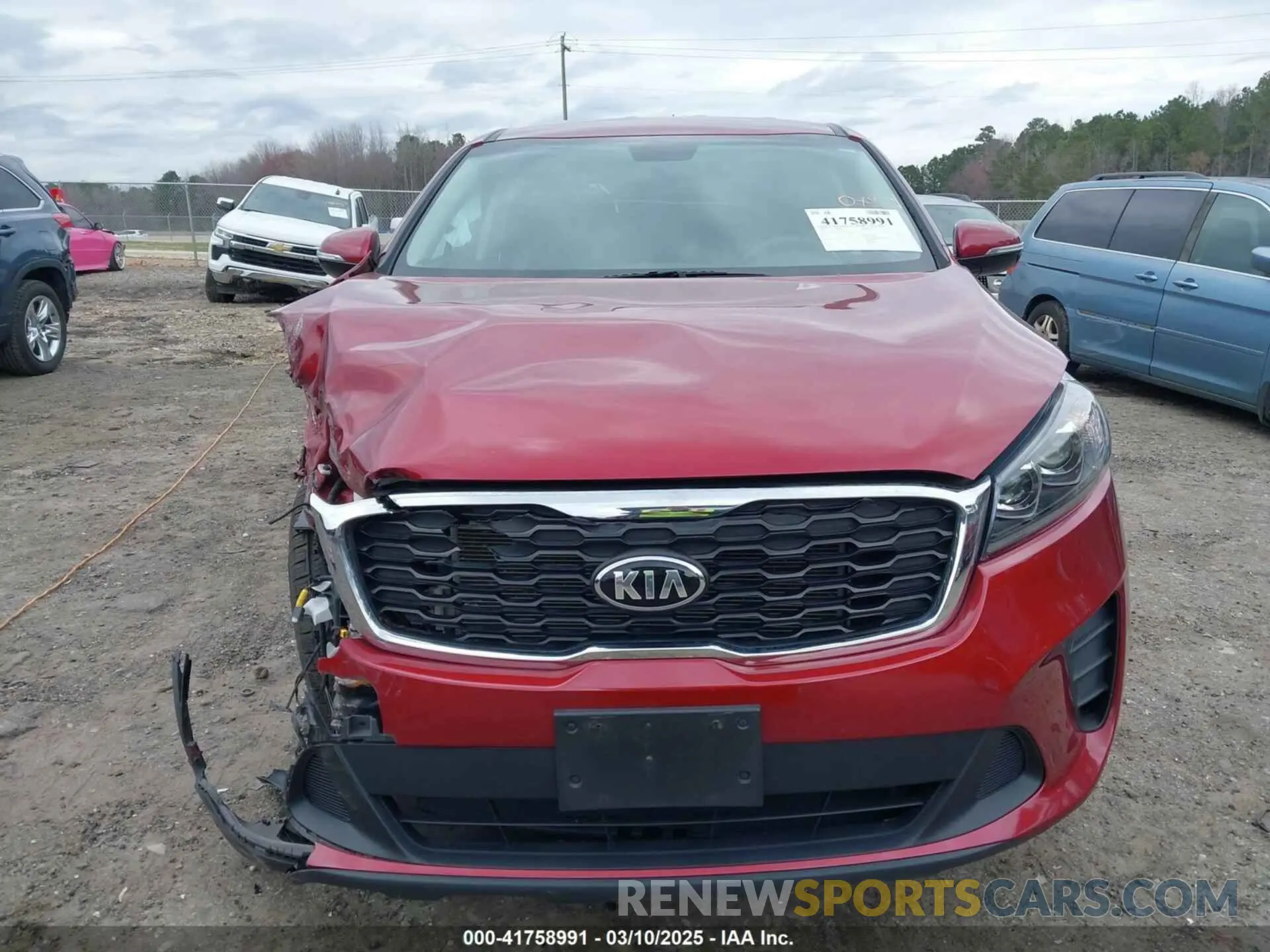 12 Photograph of a damaged car 5XYPGDA3XKG470852 KIA SORENTO 2019