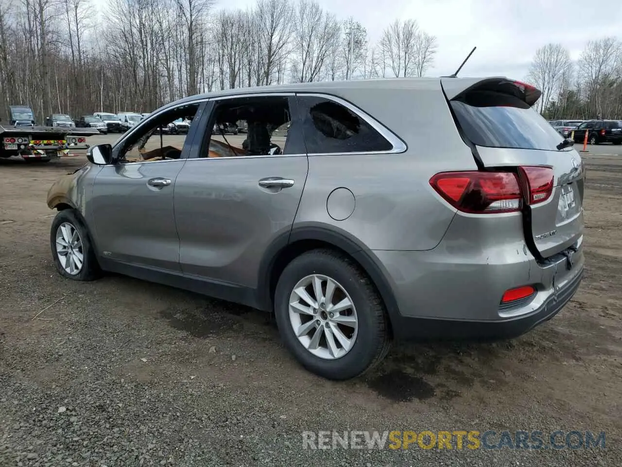 2 Photograph of a damaged car 5XYPGDA3XKG525302 KIA SORENTO 2019