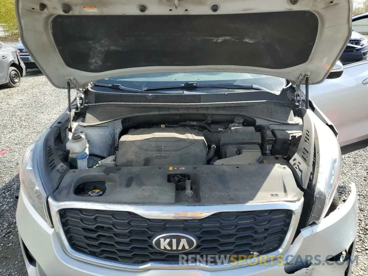 12 Photograph of a damaged car 5XYPGDA50KG485393 KIA SORENTO 2019
