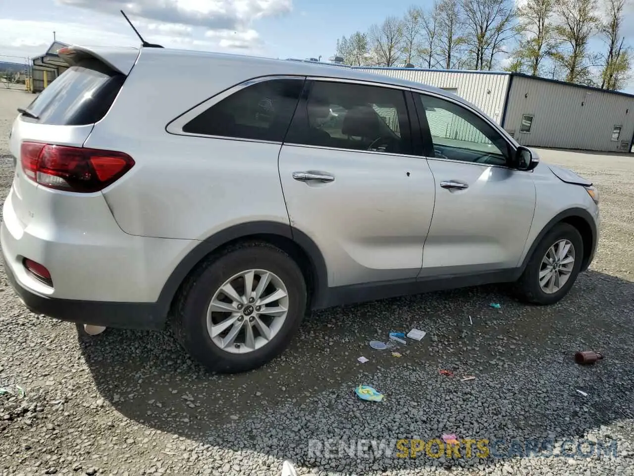 3 Photograph of a damaged car 5XYPGDA50KG485393 KIA SORENTO 2019
