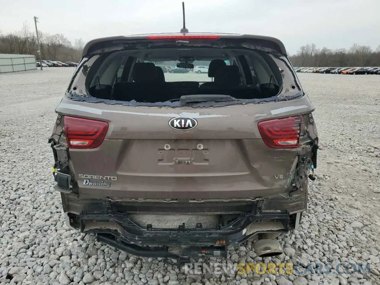 6 Photograph of a damaged car 5XYPGDA50KG487290 KIA SORENTO 2019