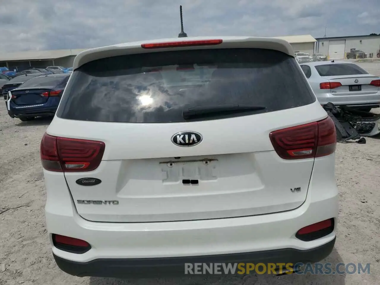 6 Photograph of a damaged car 5XYPGDA50KG487533 KIA SORENTO 2019