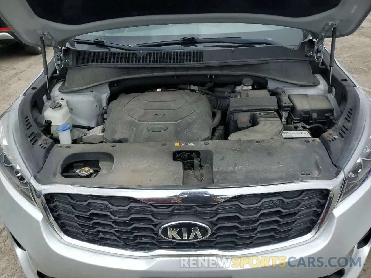 12 Photograph of a damaged car 5XYPGDA50KG584618 KIA SORENTO 2019