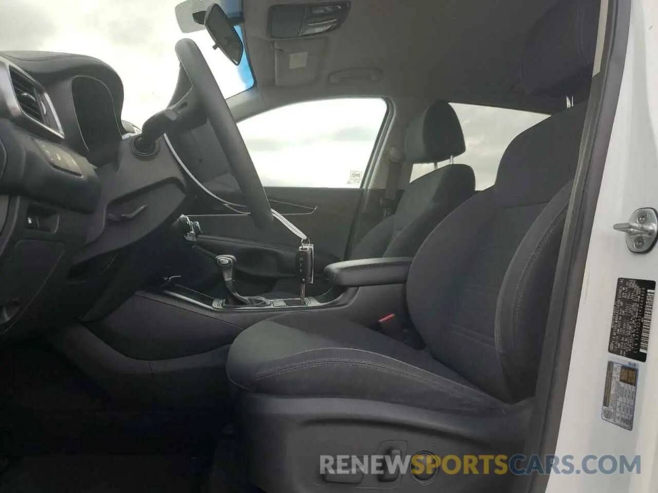7 Photograph of a damaged car 5XYPGDA51KG440656 KIA SORENTO 2019
