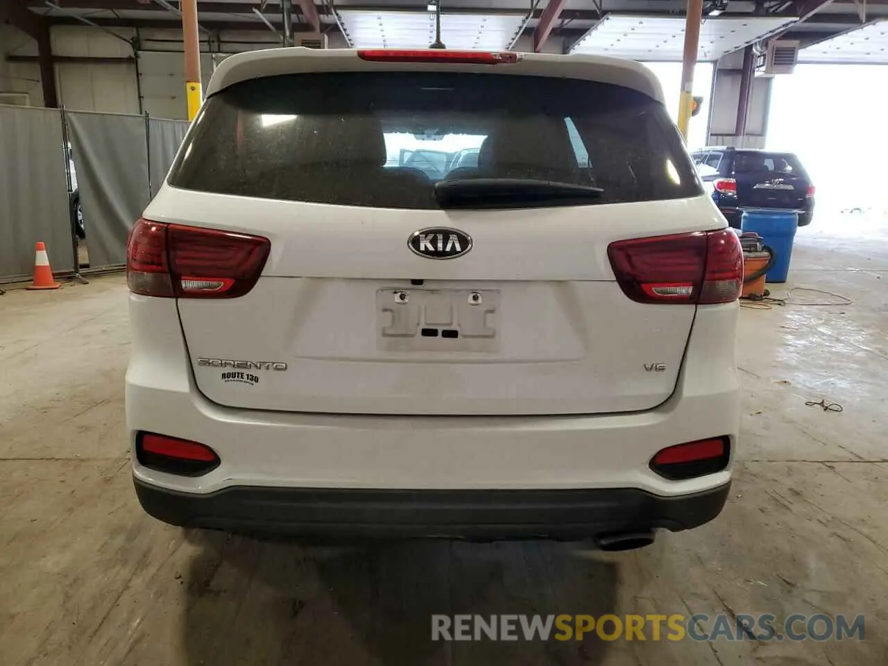 6 Photograph of a damaged car 5XYPGDA51KG474712 KIA SORENTO 2019