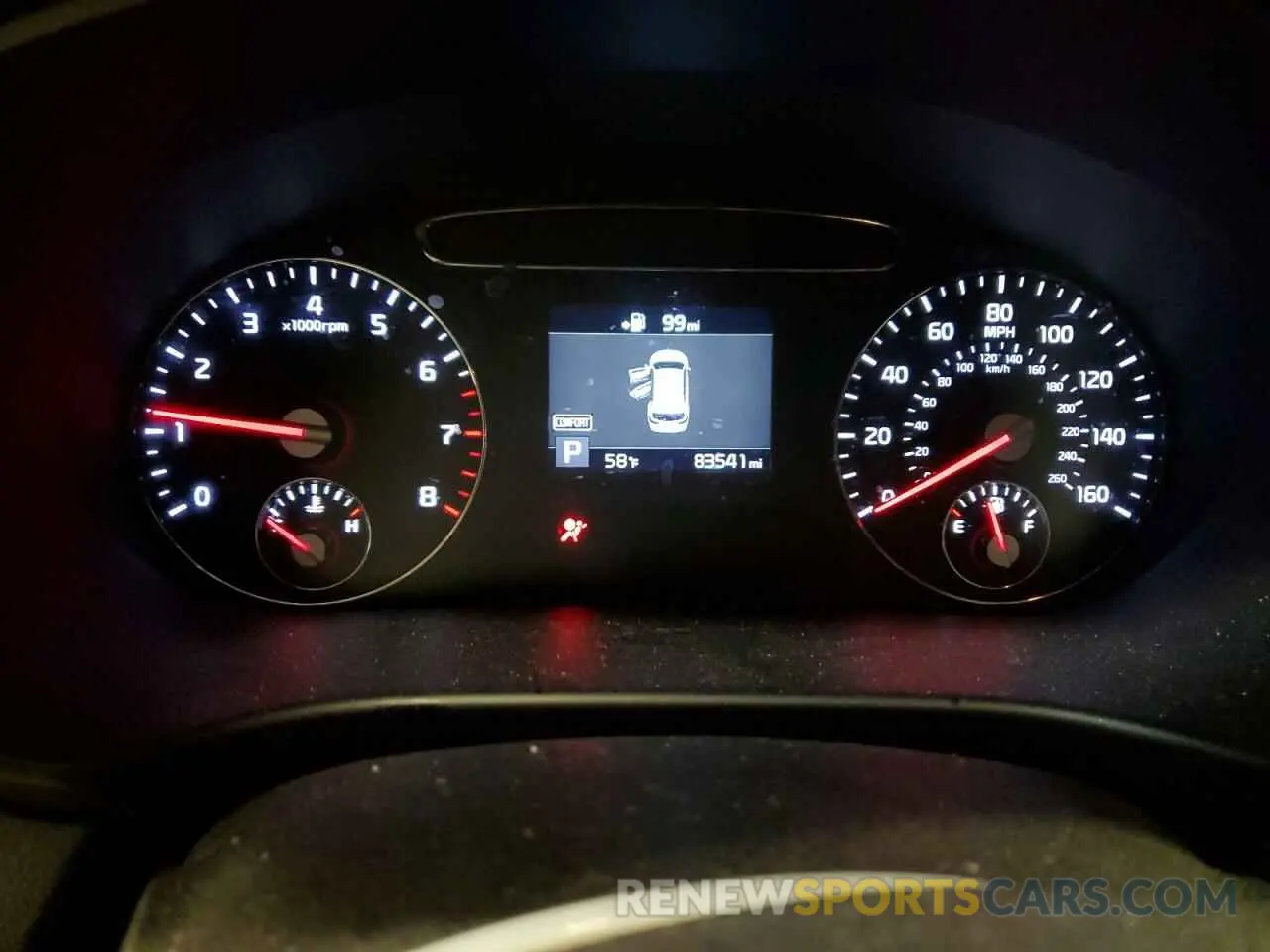 9 Photograph of a damaged car 5XYPGDA51KG474712 KIA SORENTO 2019
