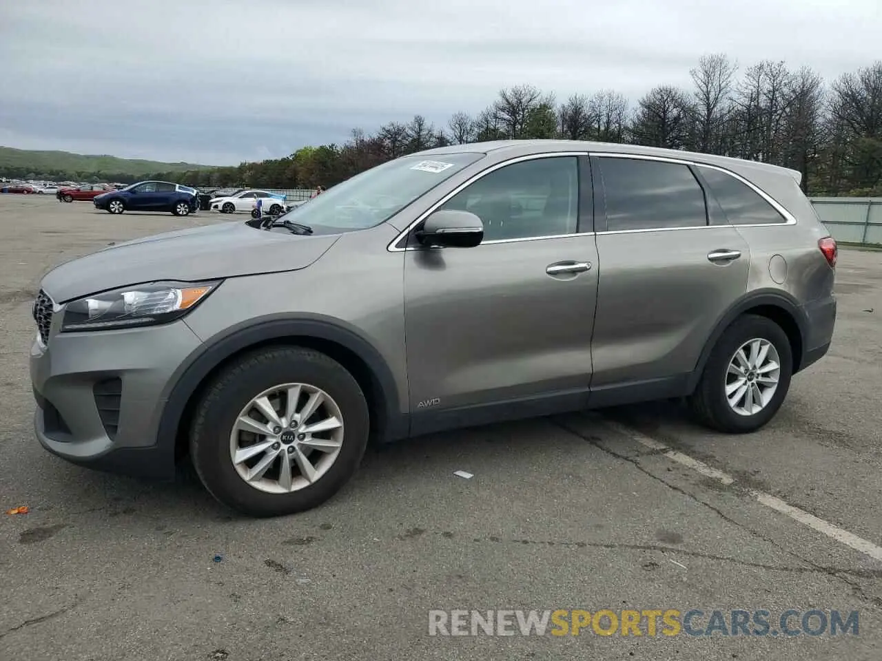 1 Photograph of a damaged car 5XYPGDA51KG476895 KIA SORENTO 2019