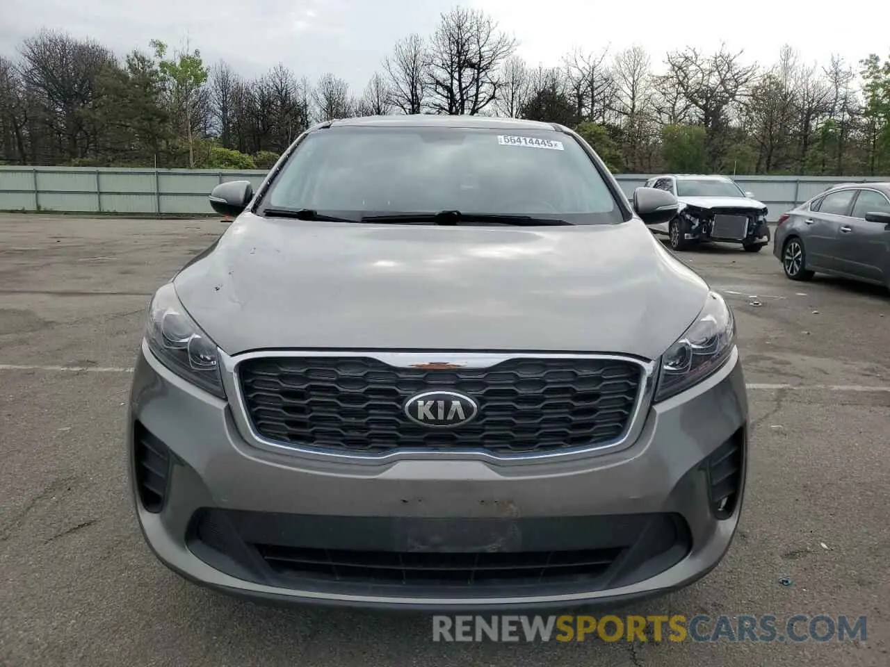 5 Photograph of a damaged car 5XYPGDA51KG476895 KIA SORENTO 2019