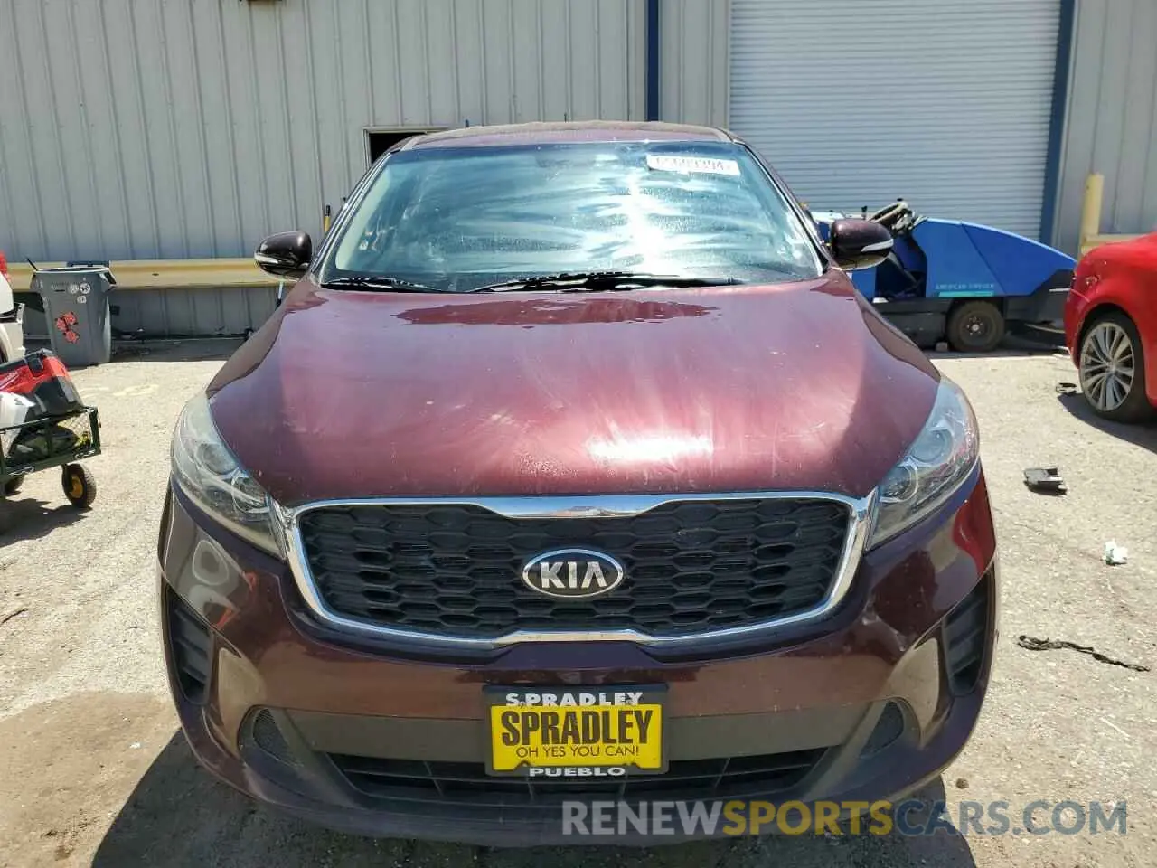 5 Photograph of a damaged car 5XYPGDA51KG522693 KIA SORENTO 2019