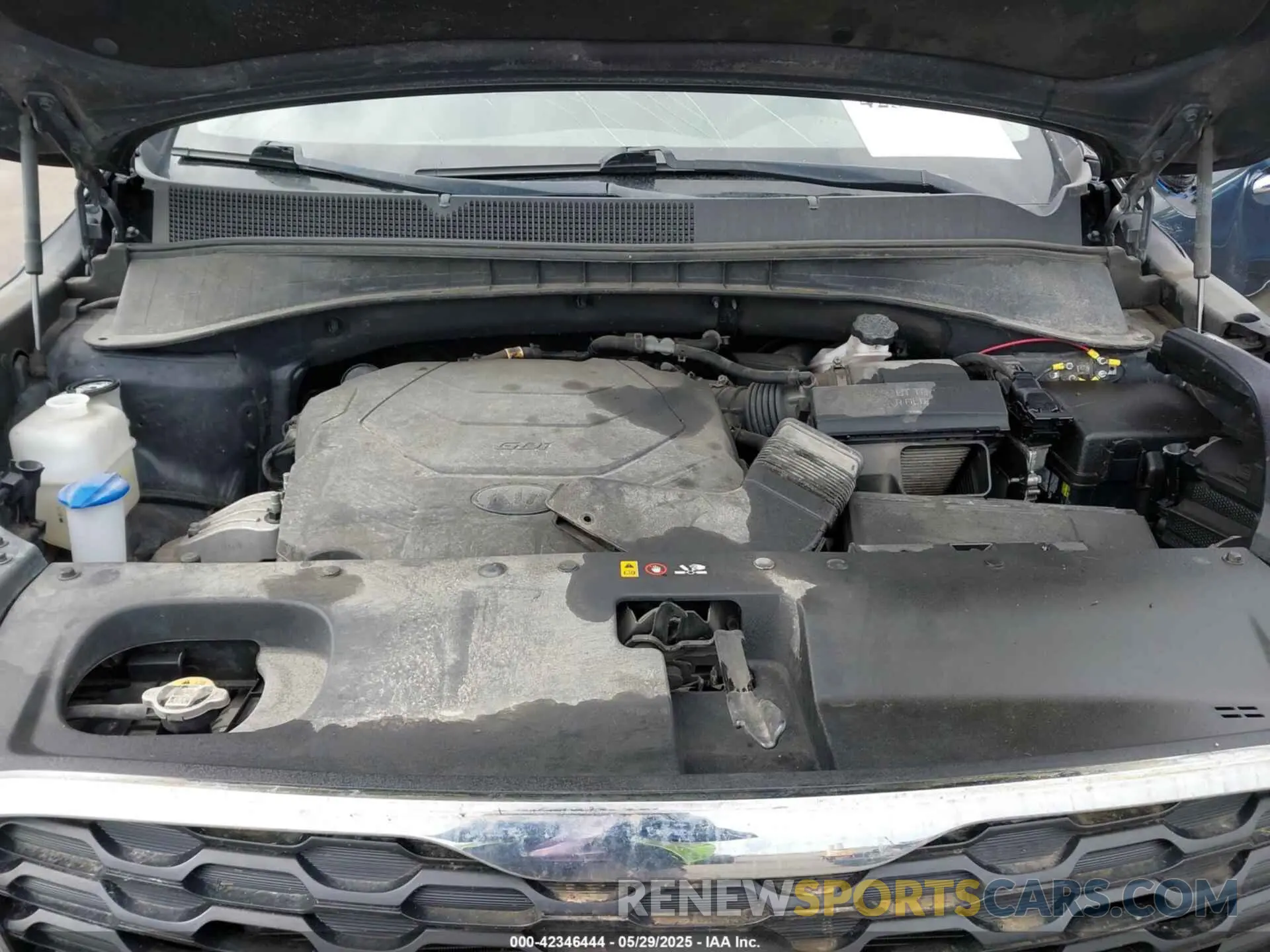 10 Photograph of a damaged car 5XYPGDA51KG522810 KIA SORENTO 2019