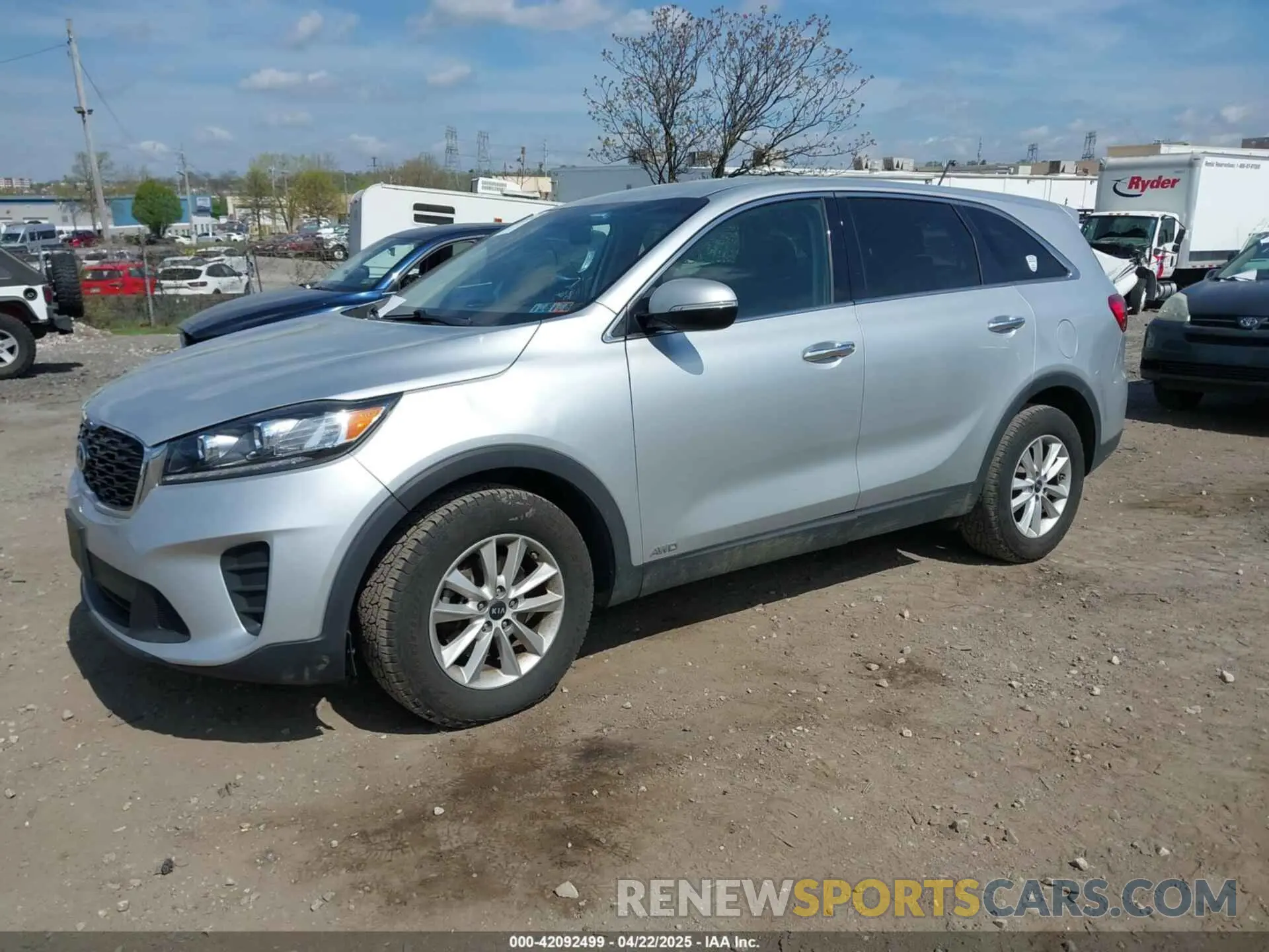 2 Photograph of a damaged car 5XYPGDA51KG571442 KIA SORENTO 2019