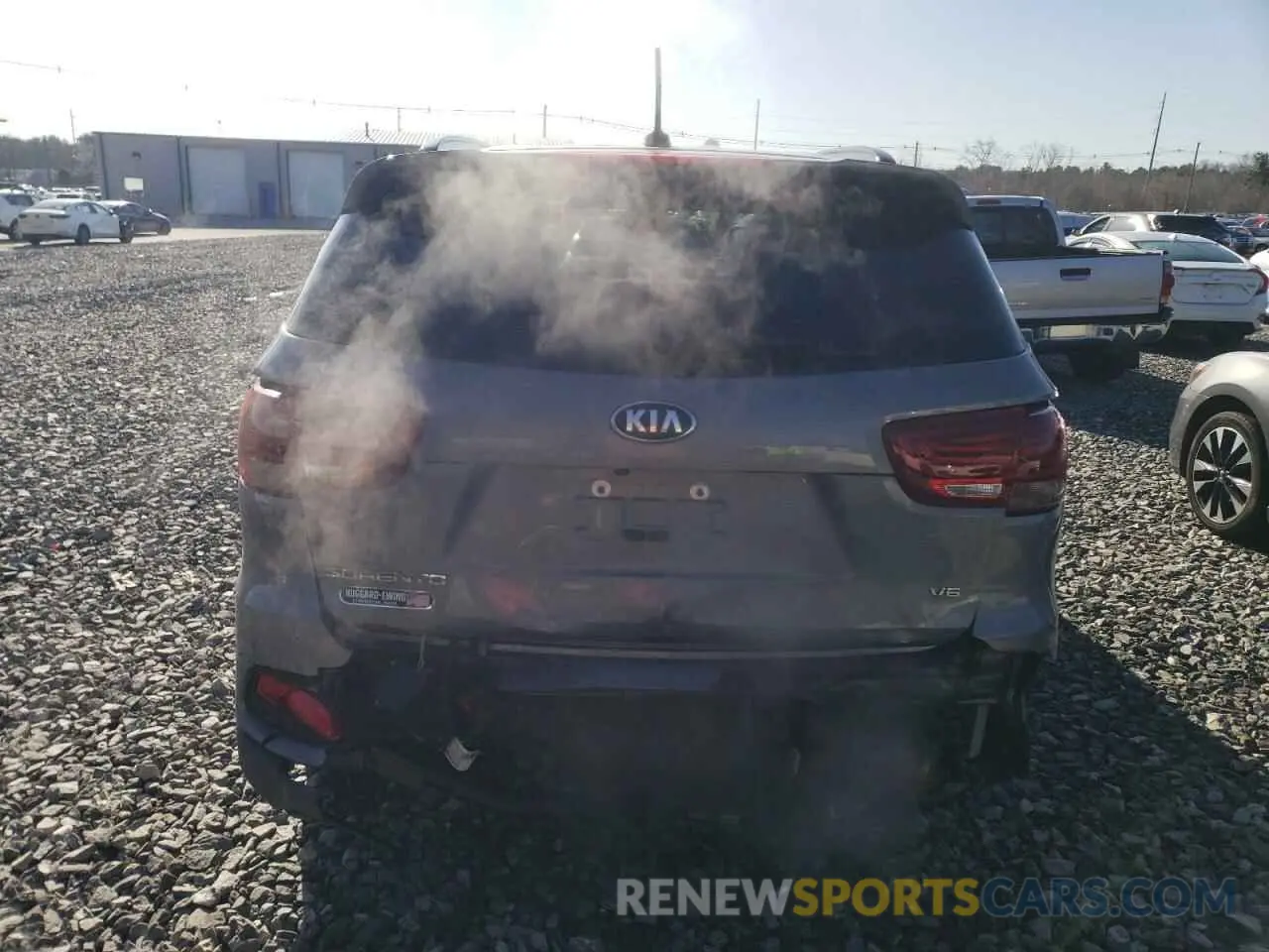 6 Photograph of a damaged car 5XYPGDA51KG605007 KIA SORENTO 2019
