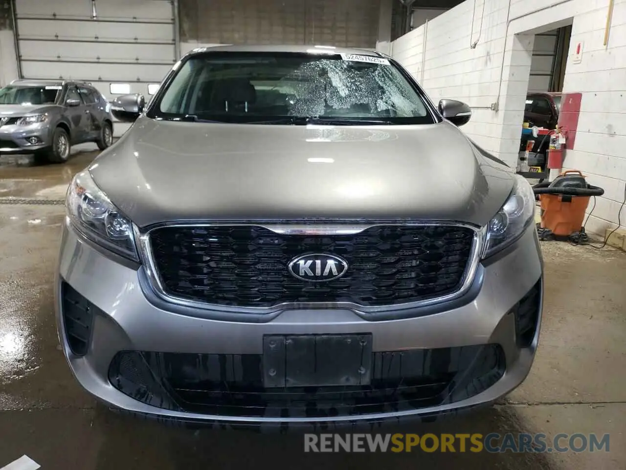 5 Photograph of a damaged car 5XYPGDA52KG442741 KIA SORENTO 2019