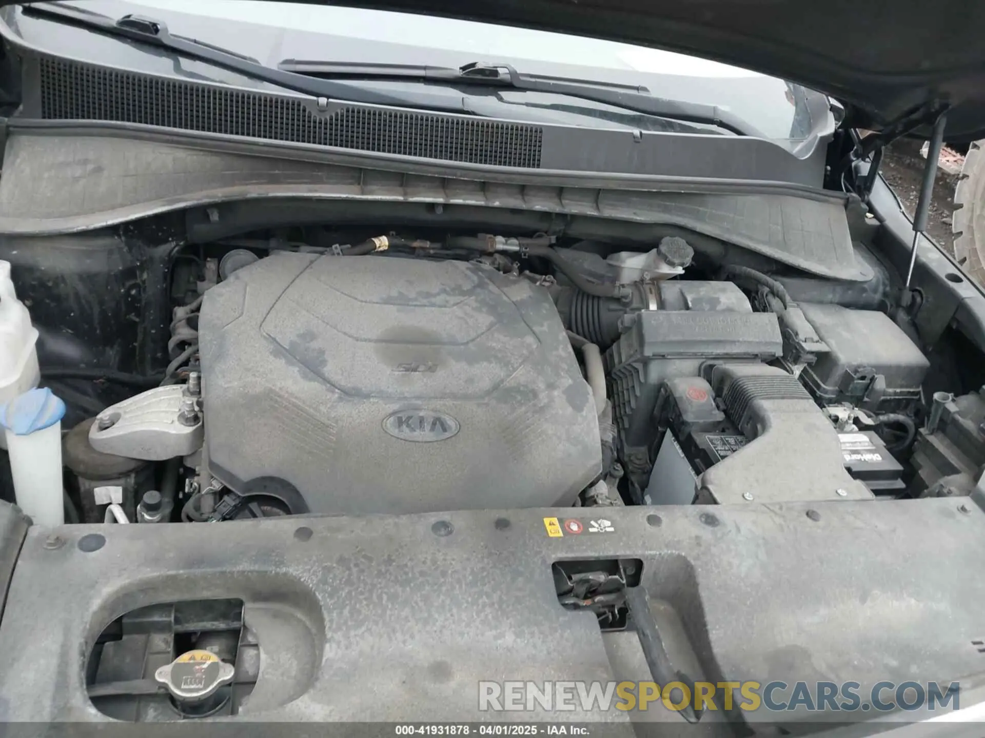 10 Photograph of a damaged car 5XYPGDA52KG449978 KIA SORENTO 2019