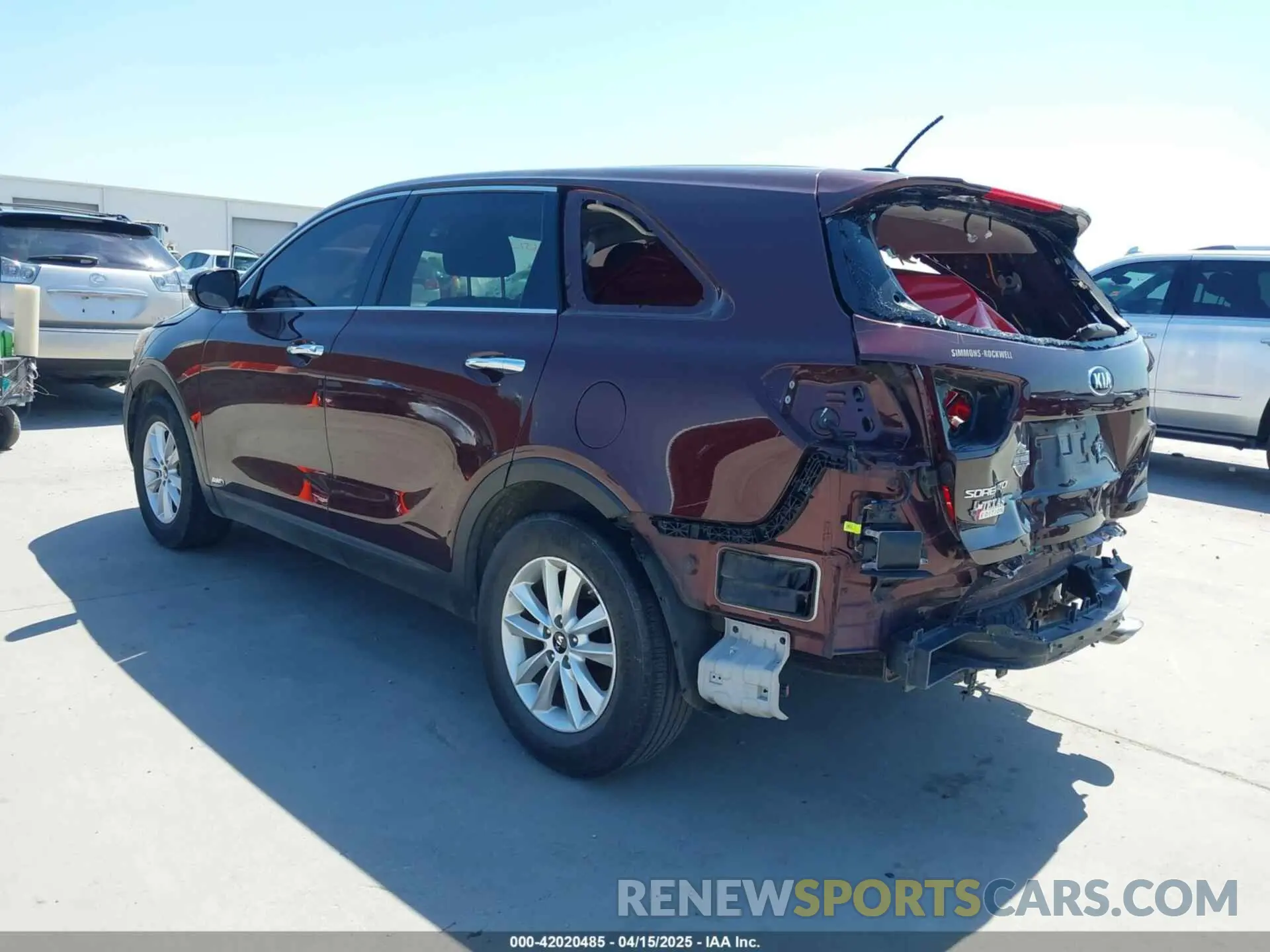 3 Photograph of a damaged car 5XYPGDA53KG444952 KIA SORENTO 2019