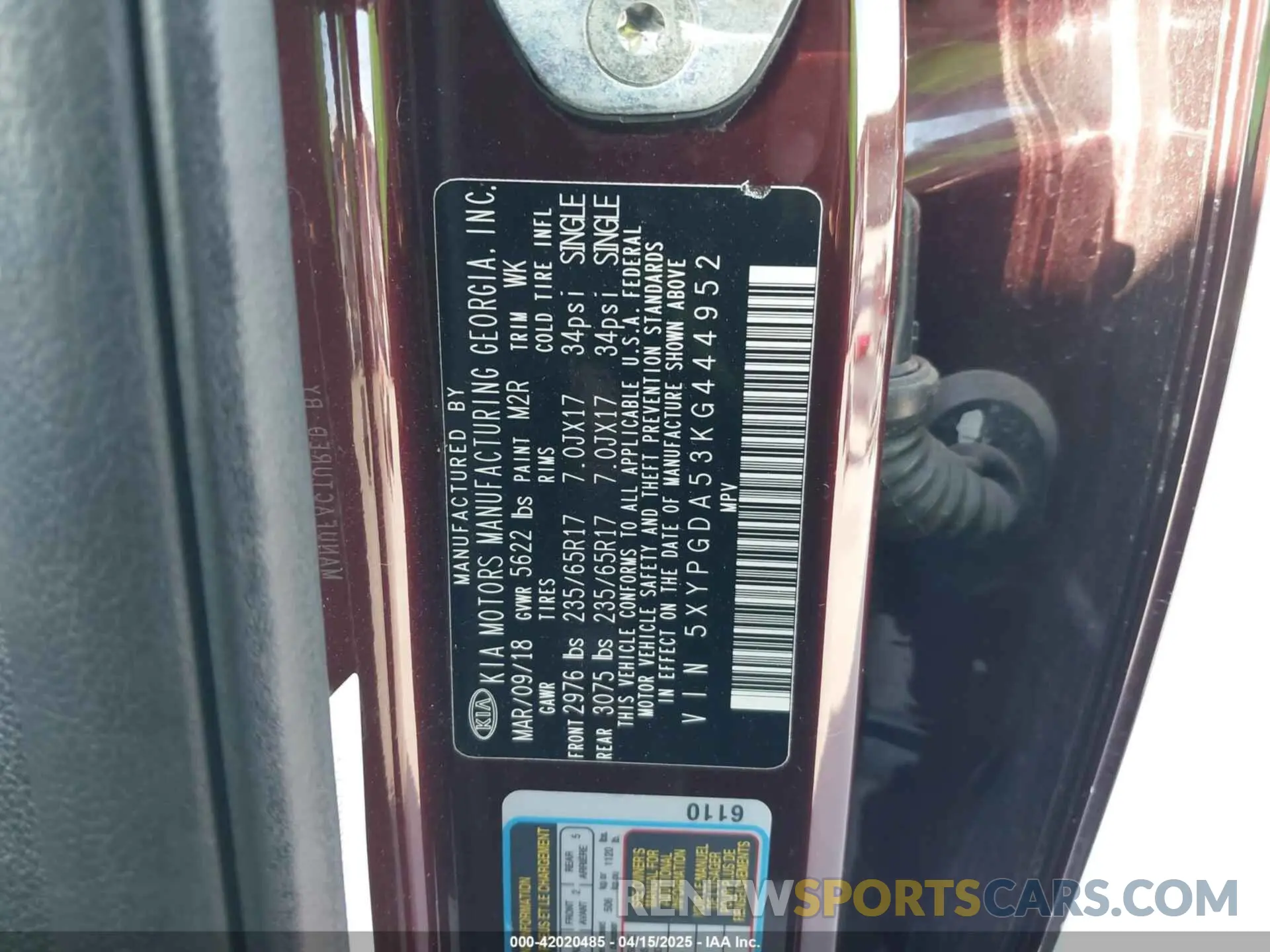 9 Photograph of a damaged car 5XYPGDA53KG444952 KIA SORENTO 2019