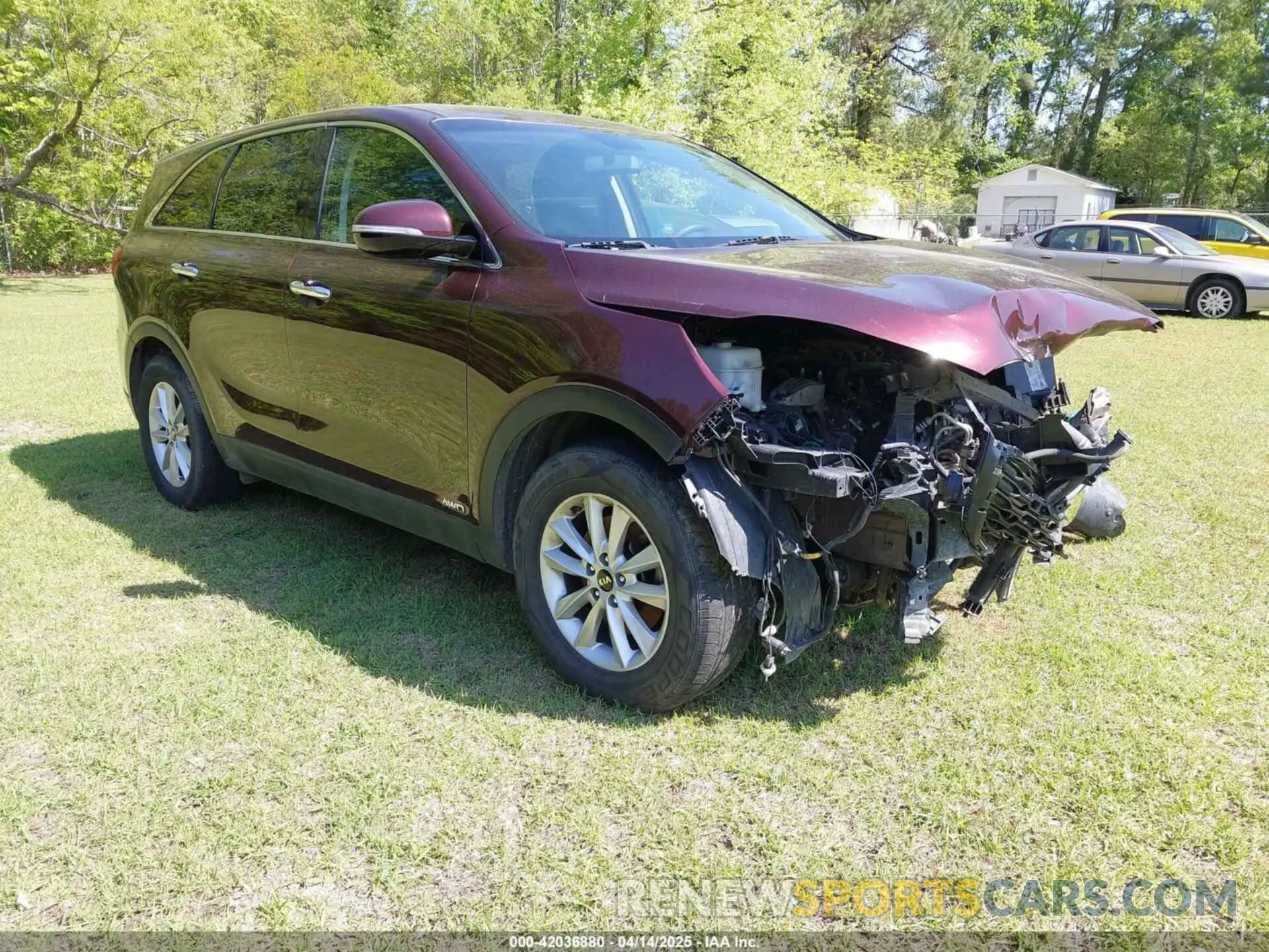 1 Photograph of a damaged car 5XYPGDA53KG482701 KIA SORENTO 2019