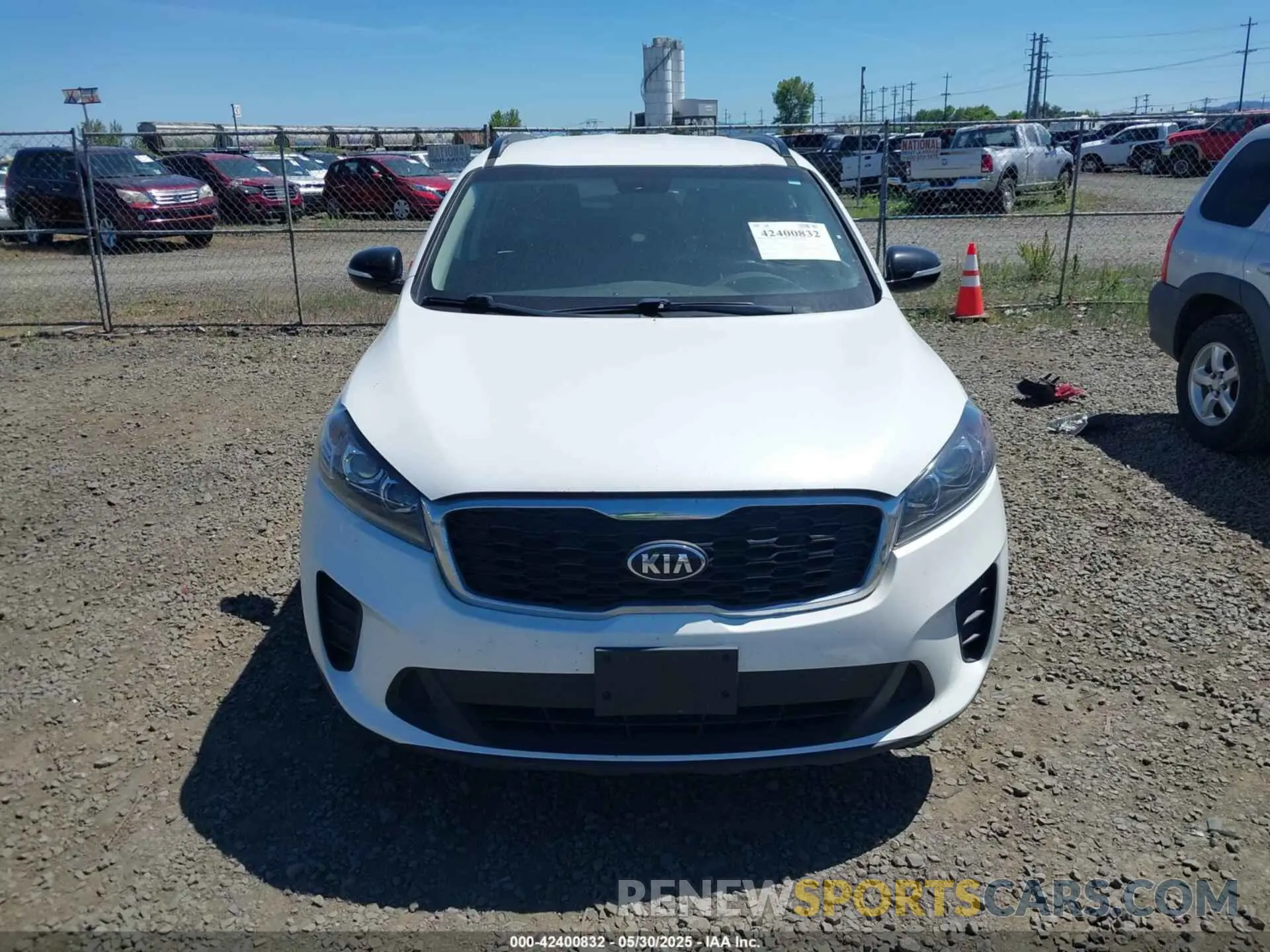 13 Photograph of a damaged car 5XYPGDA53KG587755 KIA SORENTO 2019