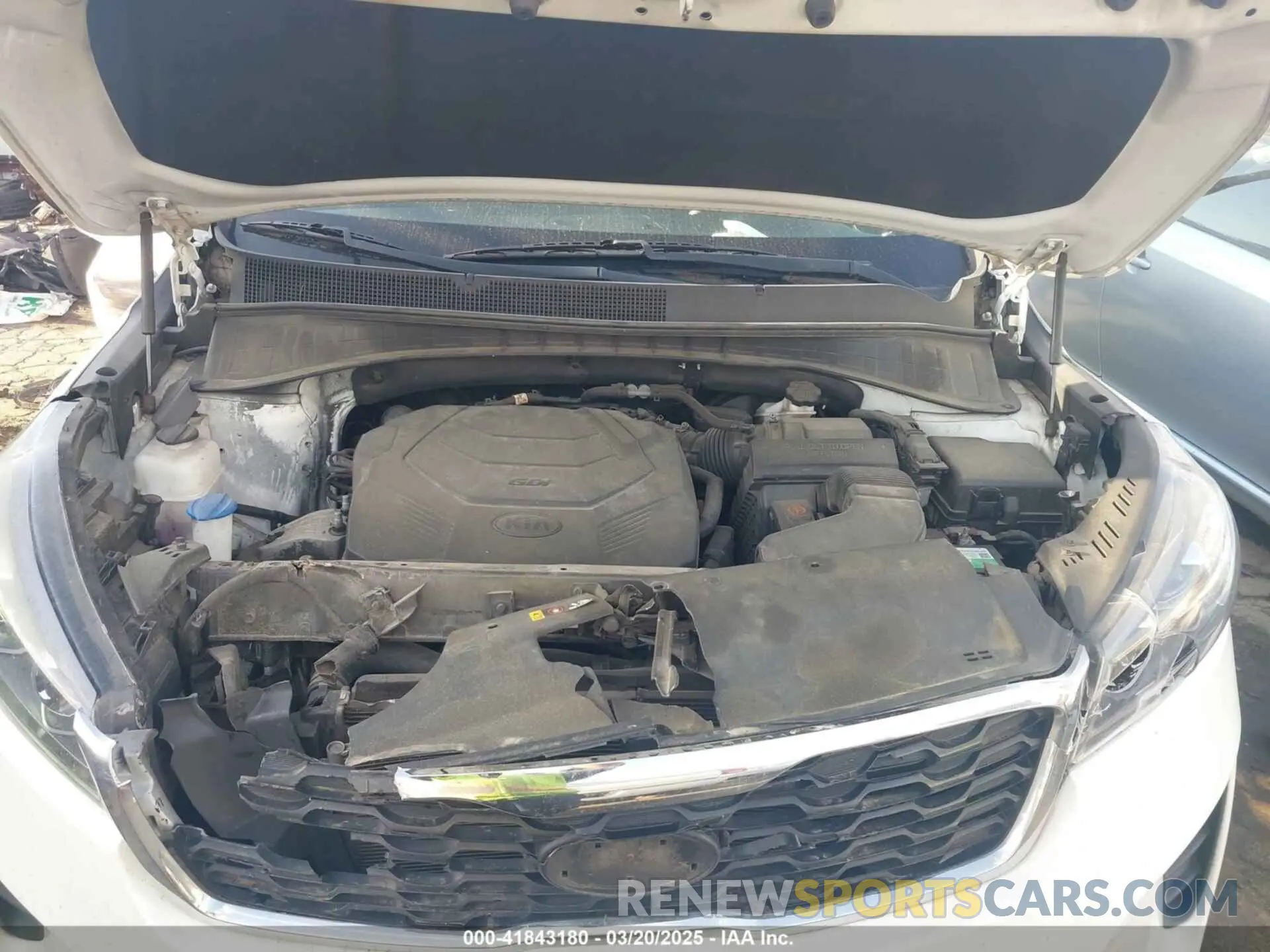 10 Photograph of a damaged car 5XYPGDA54KG440649 KIA SORENTO 2019