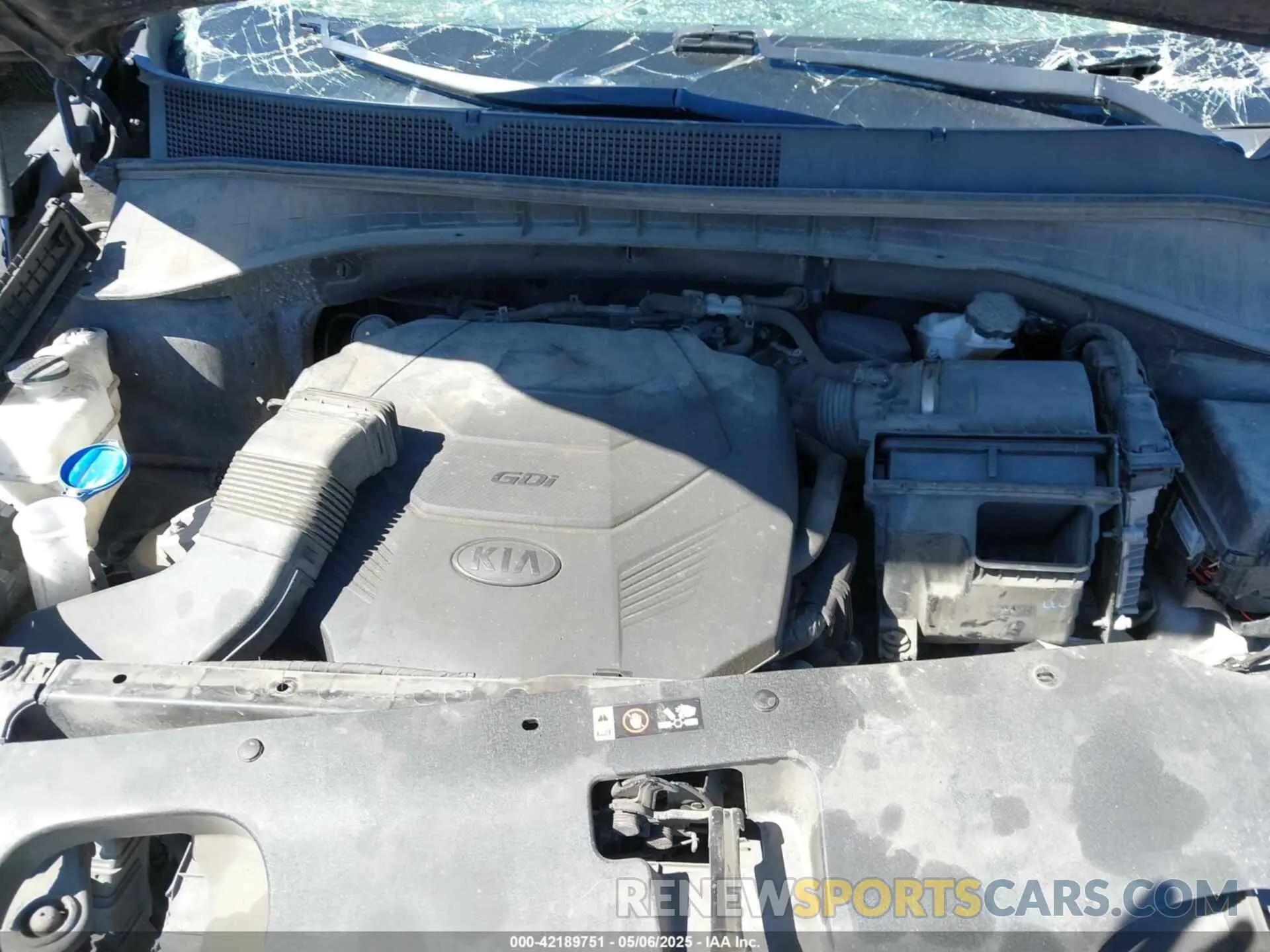 10 Photograph of a damaged car 5XYPGDA54KG468306 KIA SORENTO 2019