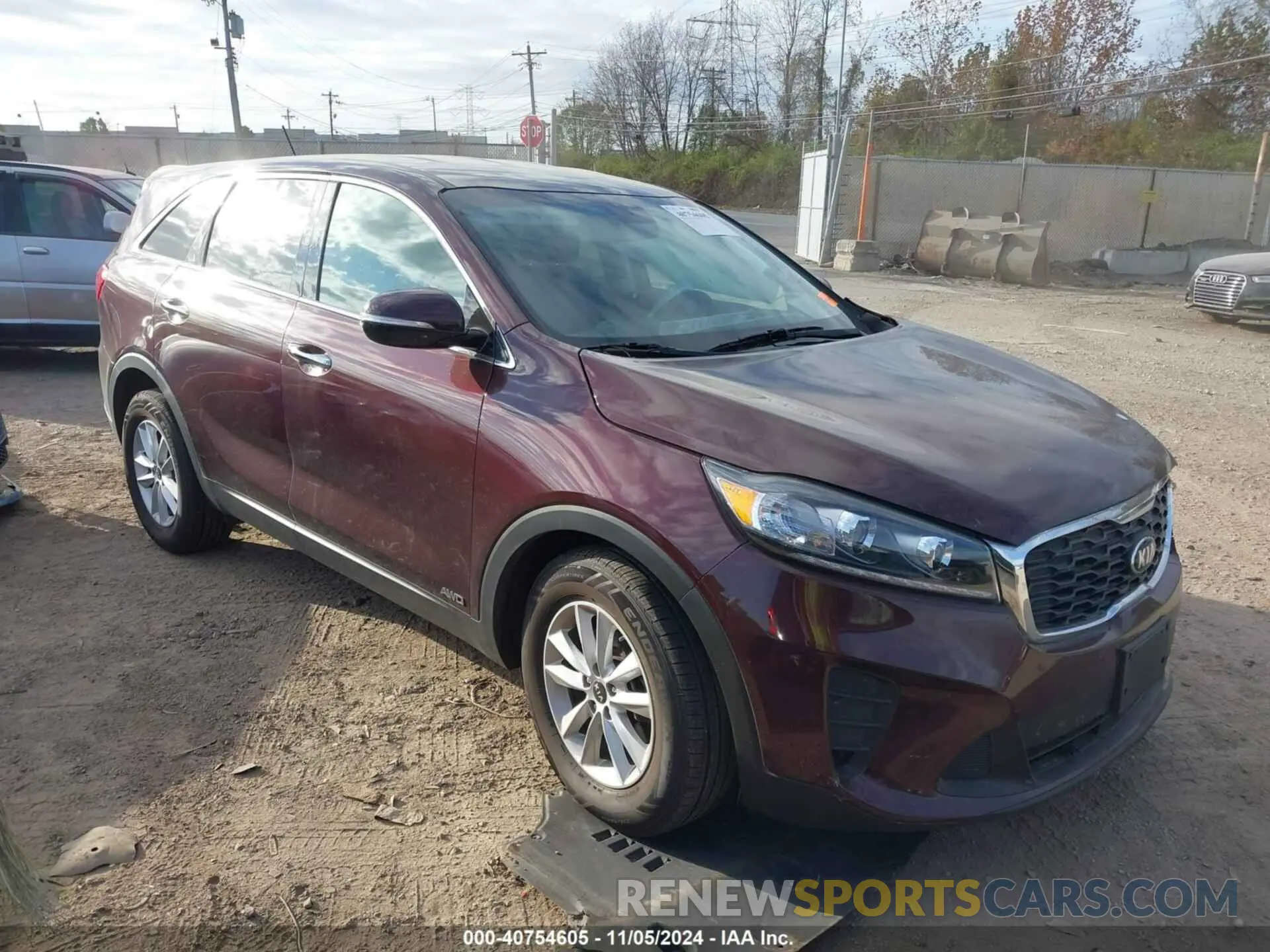 1 Photograph of a damaged car 5XYPGDA54KG559320 KIA SORENTO 2019