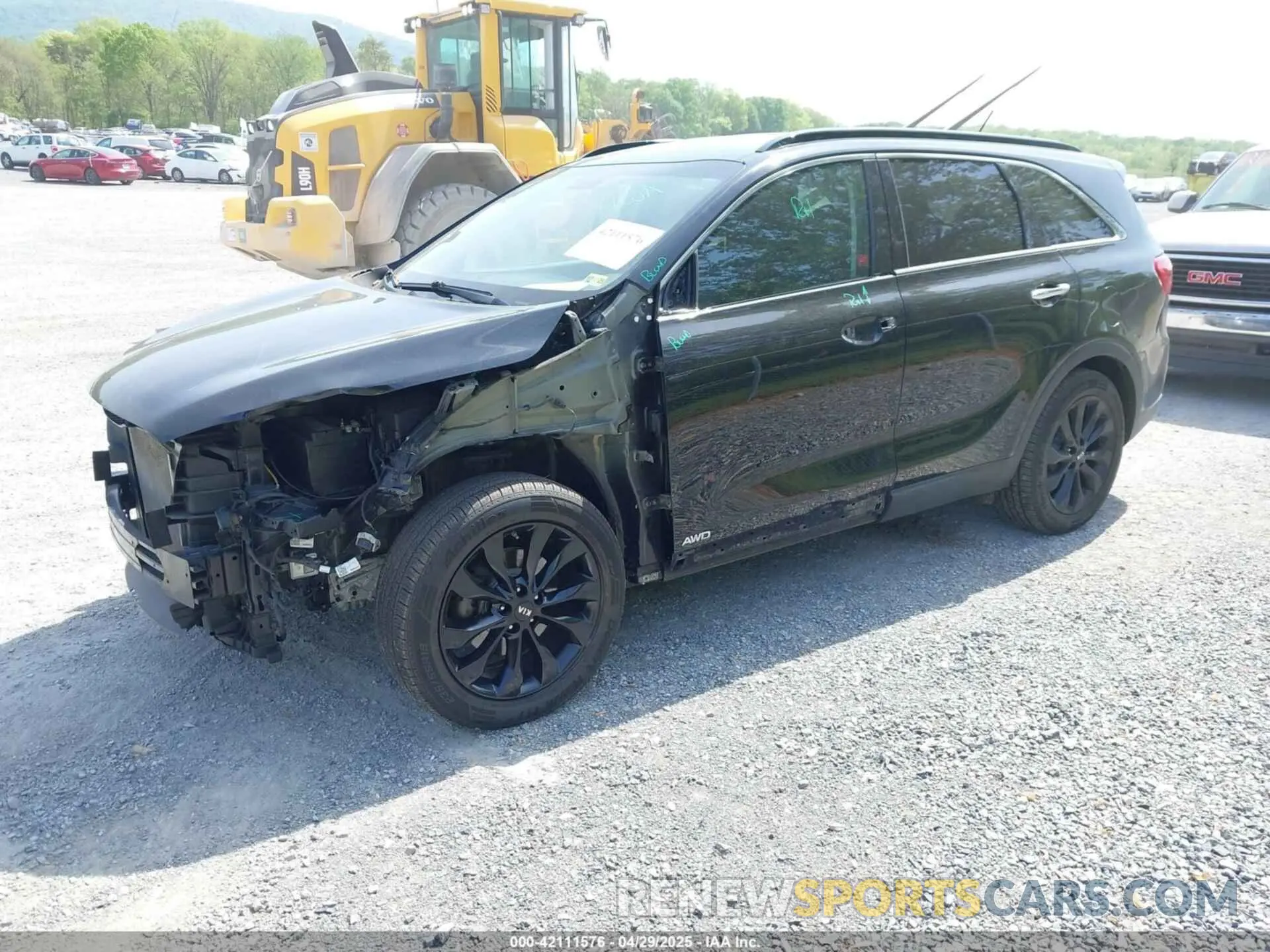 2 Photograph of a damaged car 5XYPGDA54KG605261 KIA SORENTO 2019