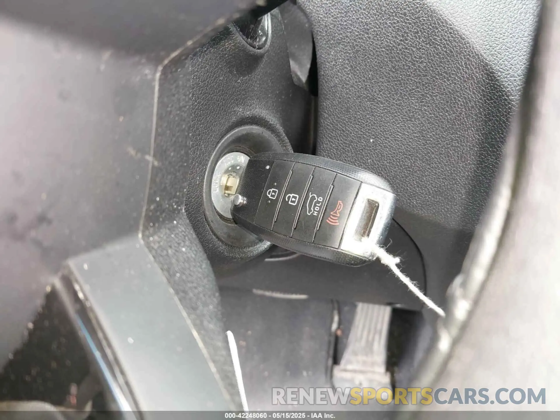 11 Photograph of a damaged car 5XYPGDA55KG447576 KIA SORENTO 2019