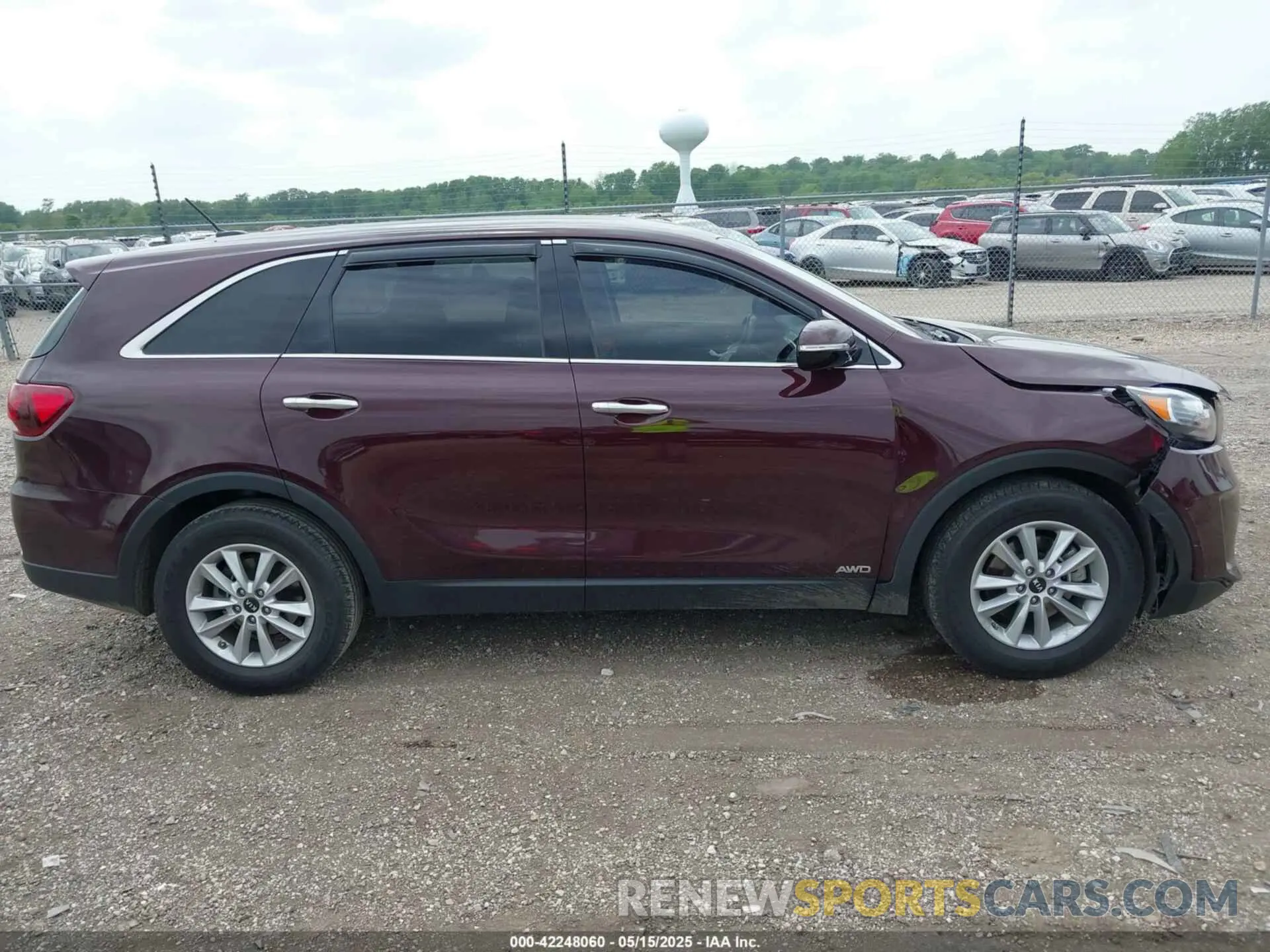 13 Photograph of a damaged car 5XYPGDA55KG447576 KIA SORENTO 2019