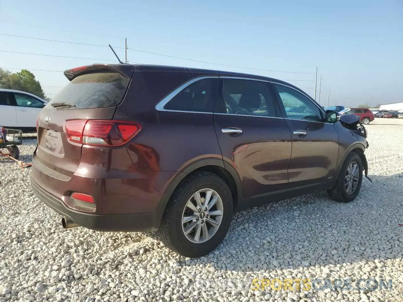 3 Photograph of a damaged car 5XYPGDA55KG466855 KIA SORENTO 2019